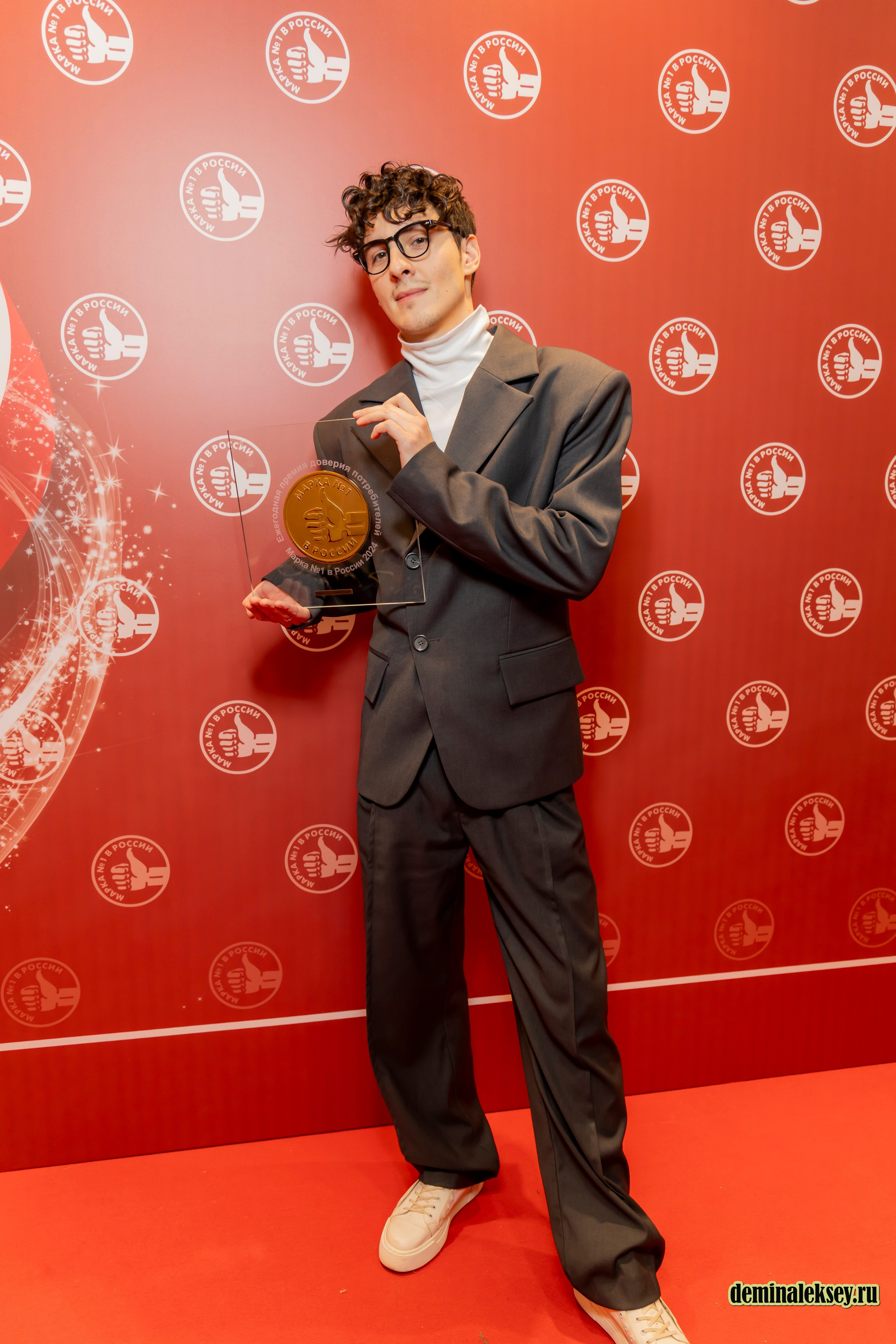 Премия МАРКА № 1 В России 14 декабря 2024. Репортажный, семейный и студийный фотограф в Москве Демин Алексей