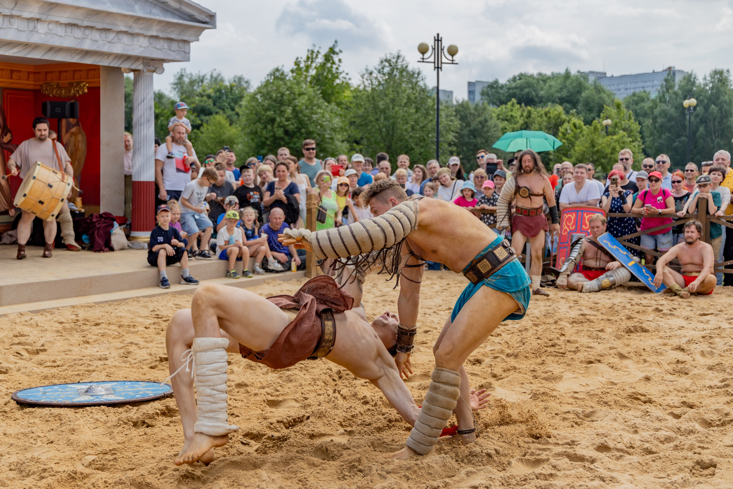 Времена и эпохи 2024. Ростокинский акведук. Площадка Античность. Репортажный, семейный и студийный фотограф в Москве Демин Алексей
