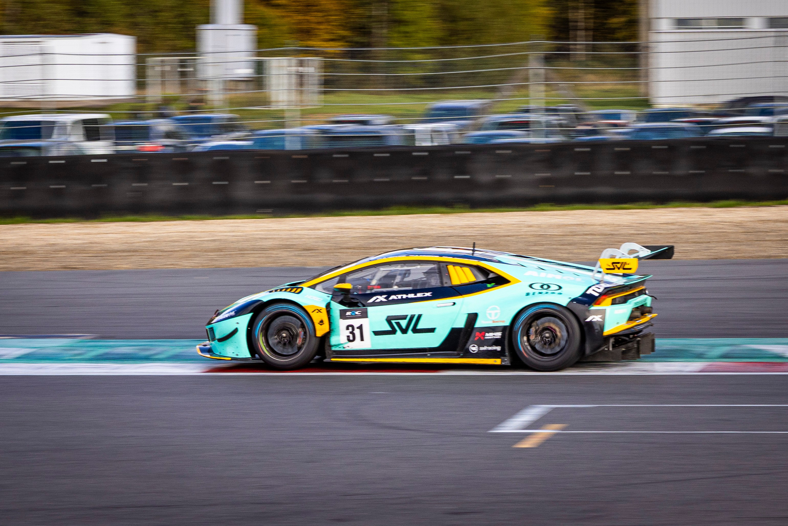 500 верст на Moscow Raceway. Фотограф Сергей Ловкий