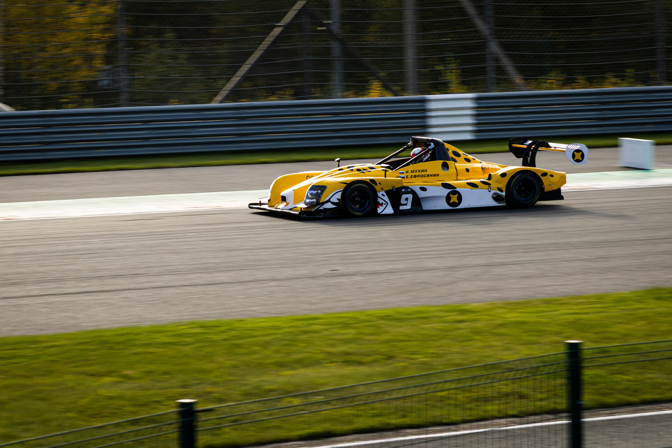 500 верст на Moscow Raceway. Фотограф Сергей Ловкий
