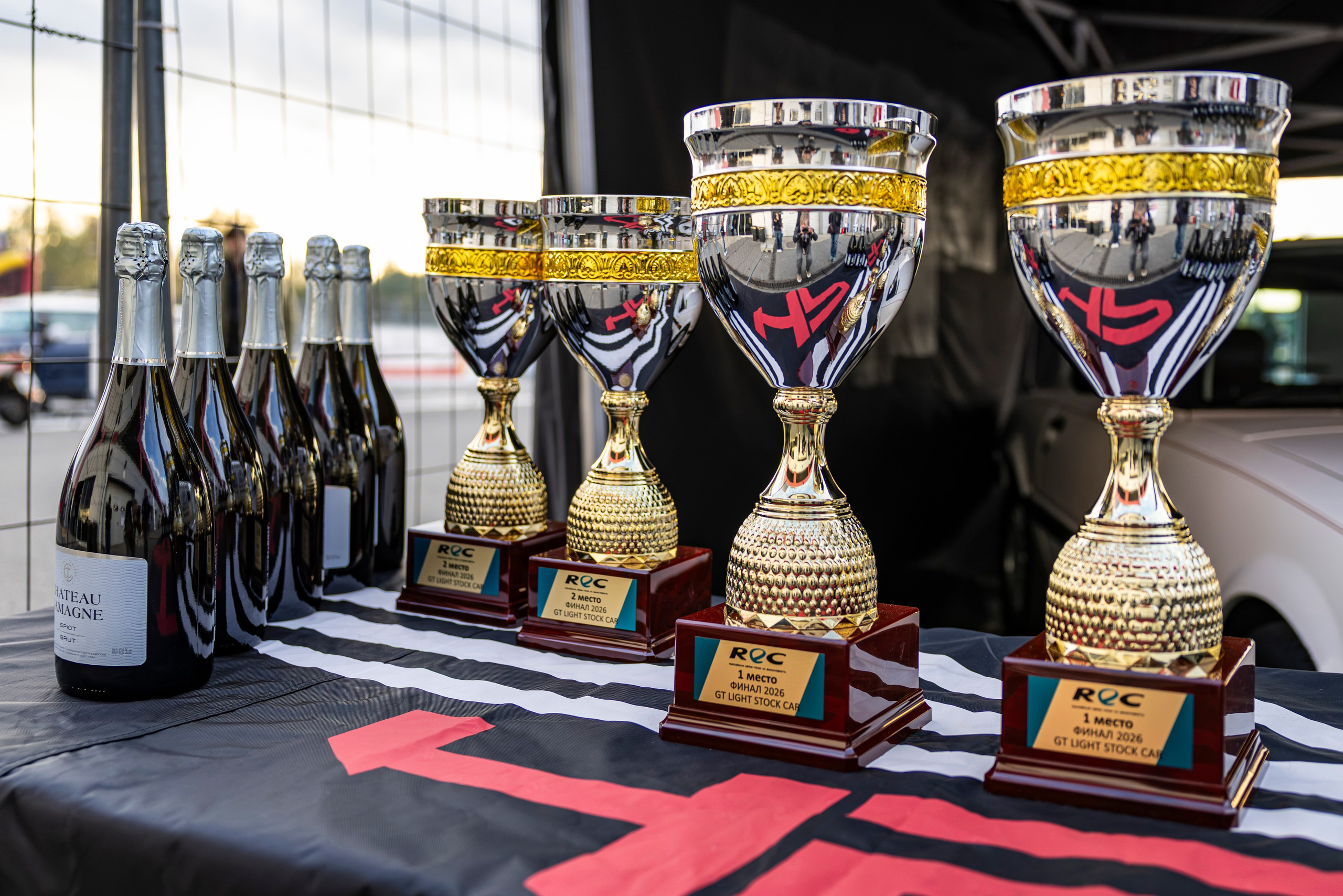 500 верст на Moscow Raceway. Фотограф Сергей Ловкий