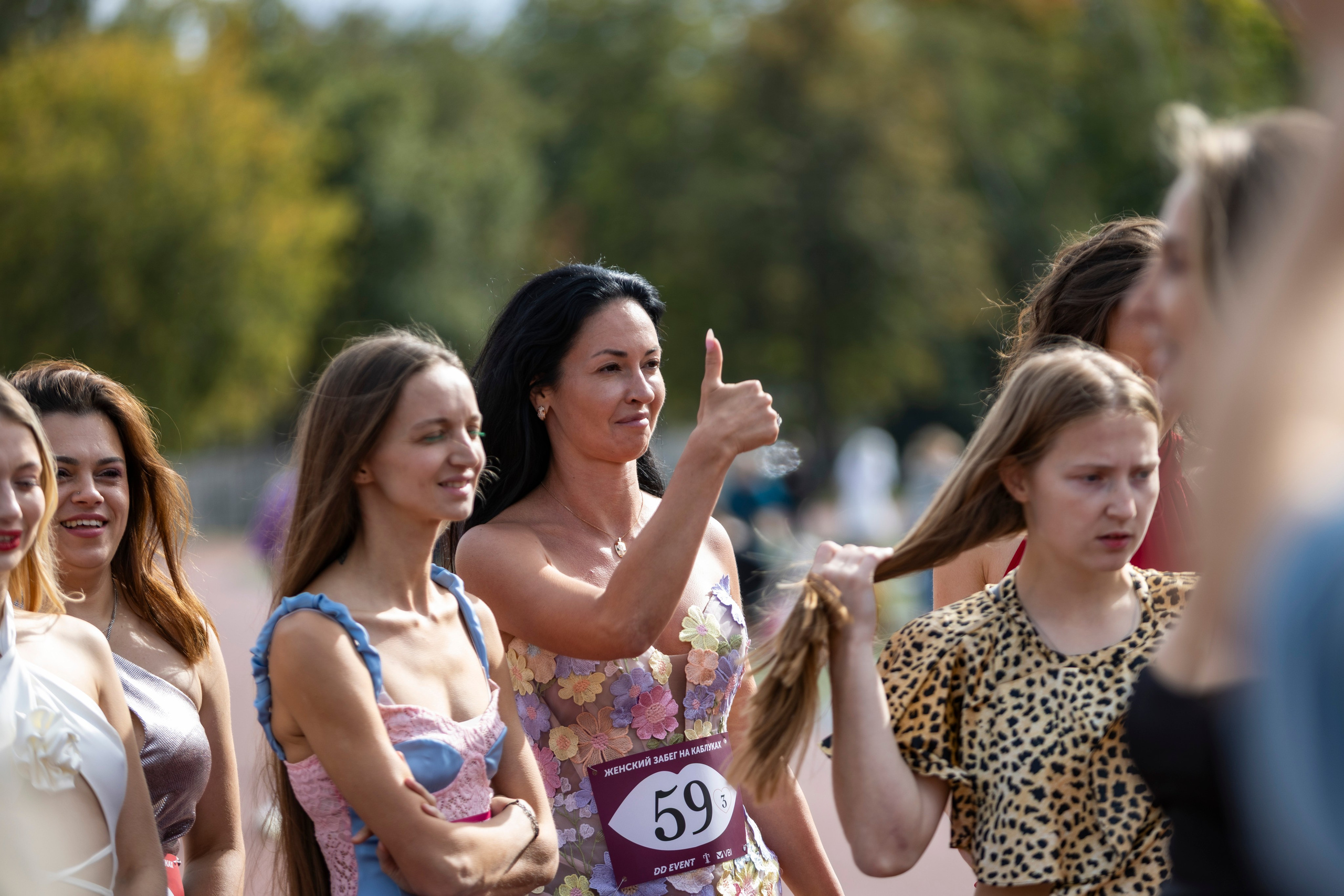 Женский забег на каблуках, 19.09.26. Фотограф Сергей Ловкий
