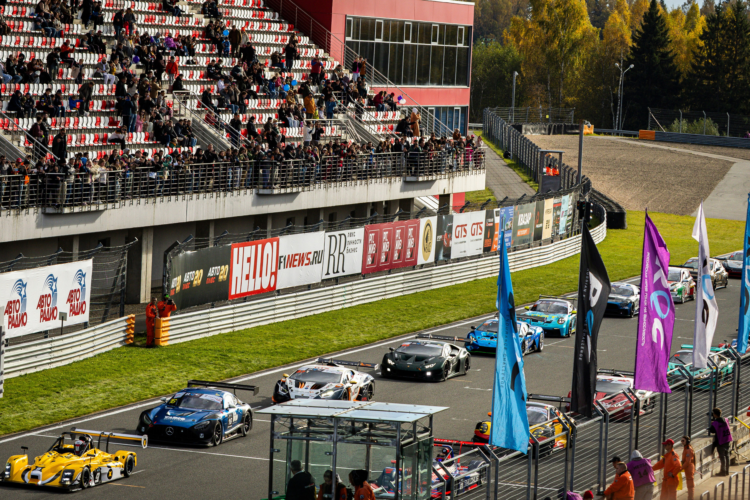 500 верст на Moscow Raceway. Фотограф Сергей Ловкий