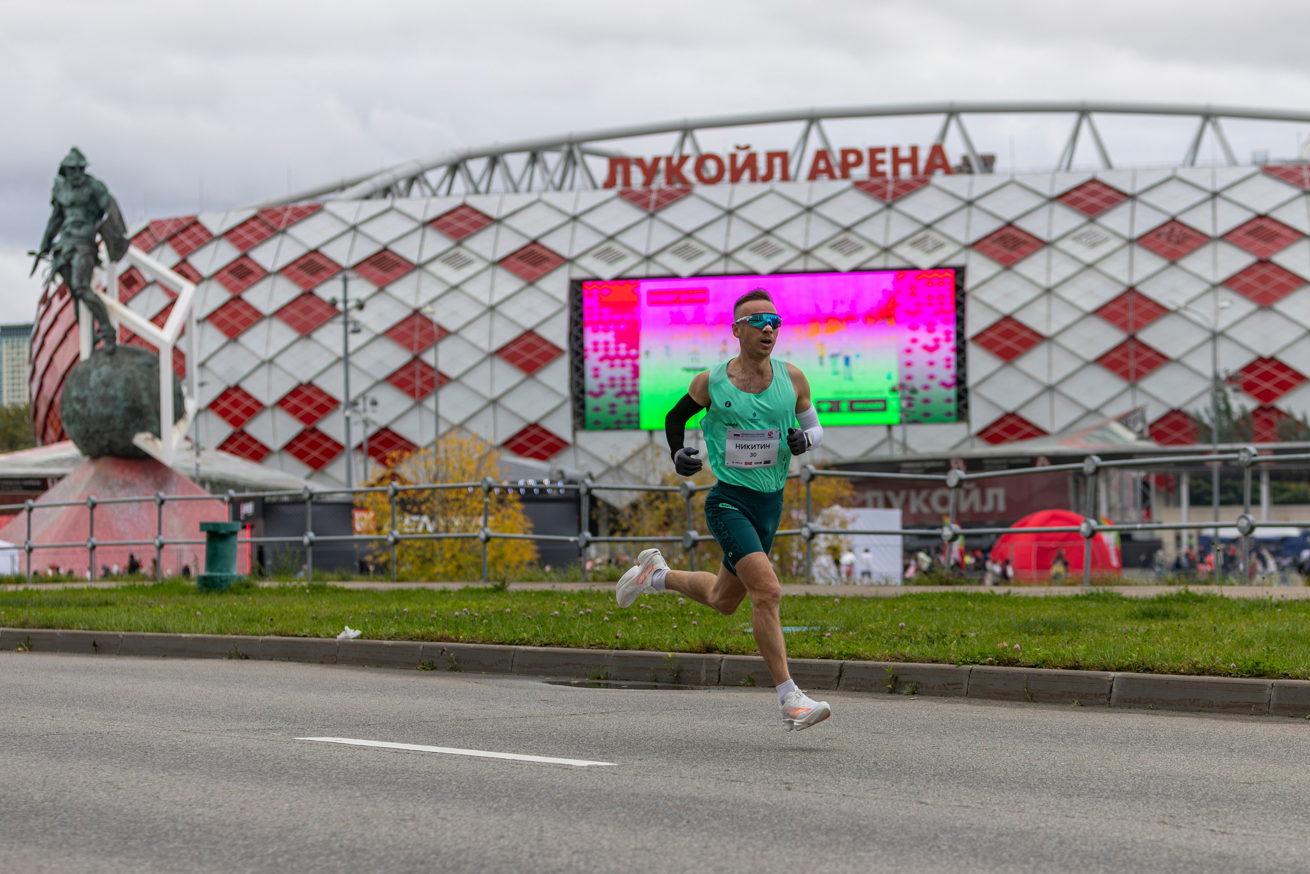 Чемпионат России, 10 км на шоссе. Фотограф Сергей Ловкий