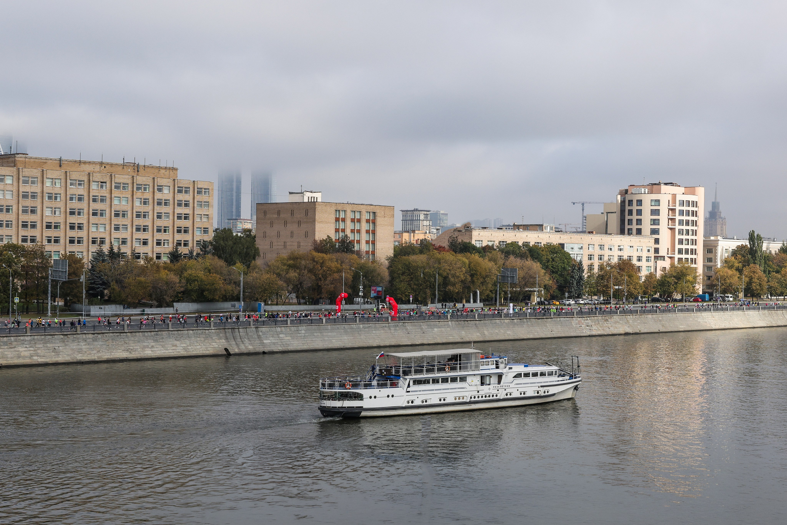 10 км Московский марафон, 26.09.26. Фотограф Сергей Ловкий