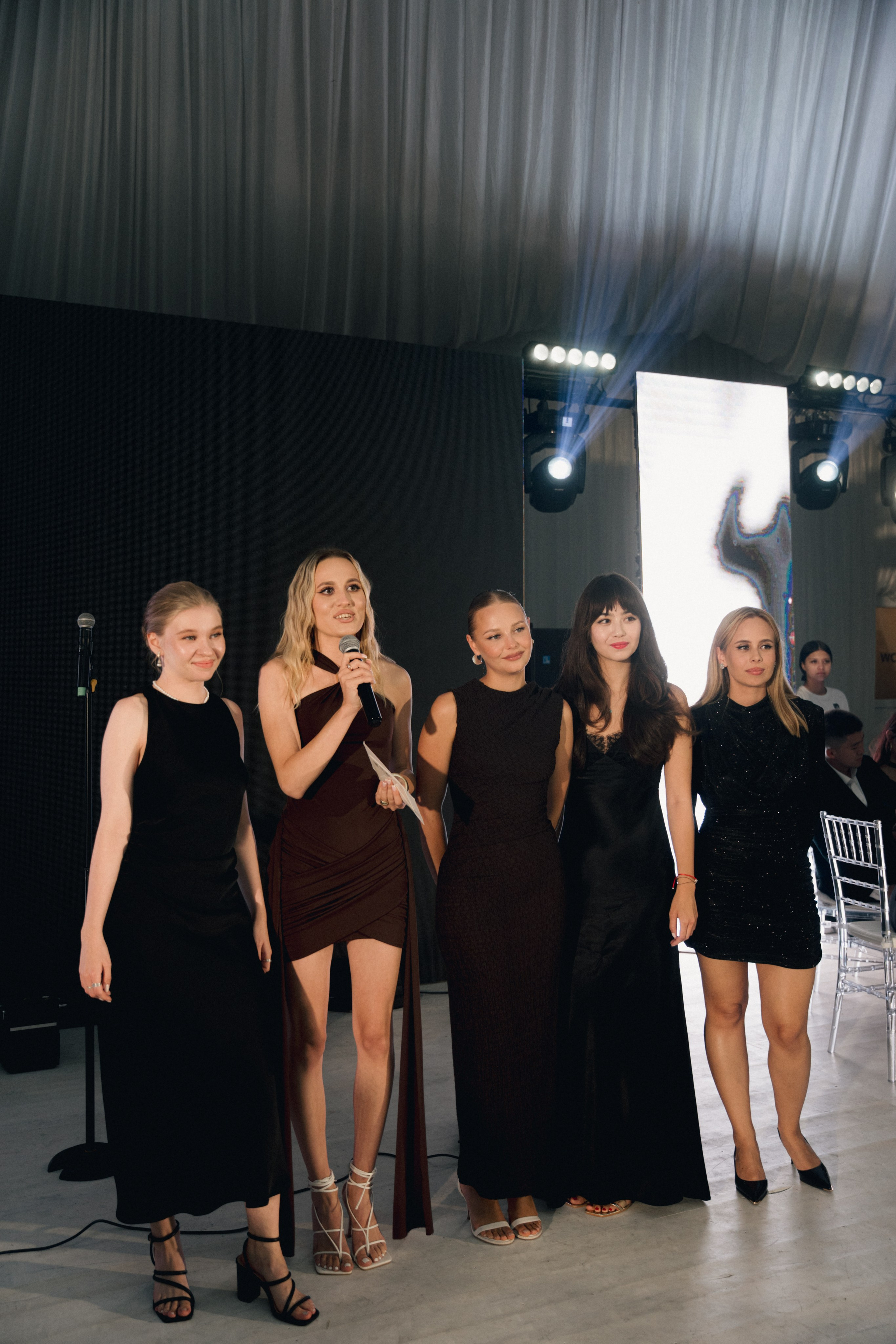 Тимур и Юми. Фотограф Сахалин Ксения Ризелёва