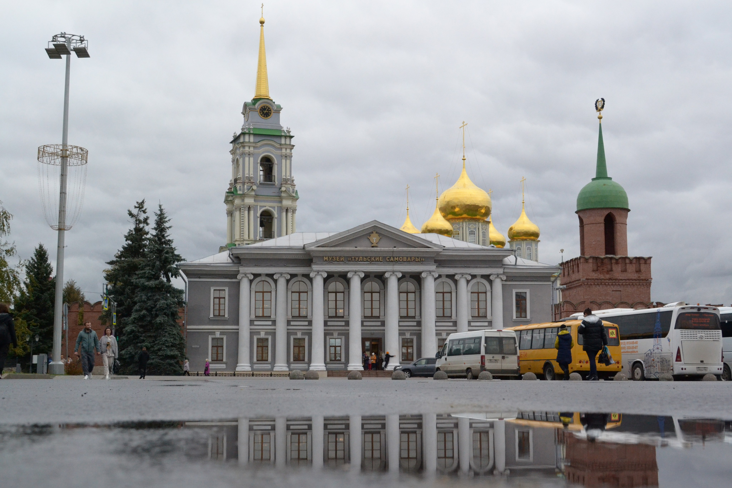 Площадь Ленина, Гостинный двор, Белый дом, Фонтаны, улица Советская. Фотограф в Туле Крупский АнДРей. Фотостудия «КАДР71» в Туле