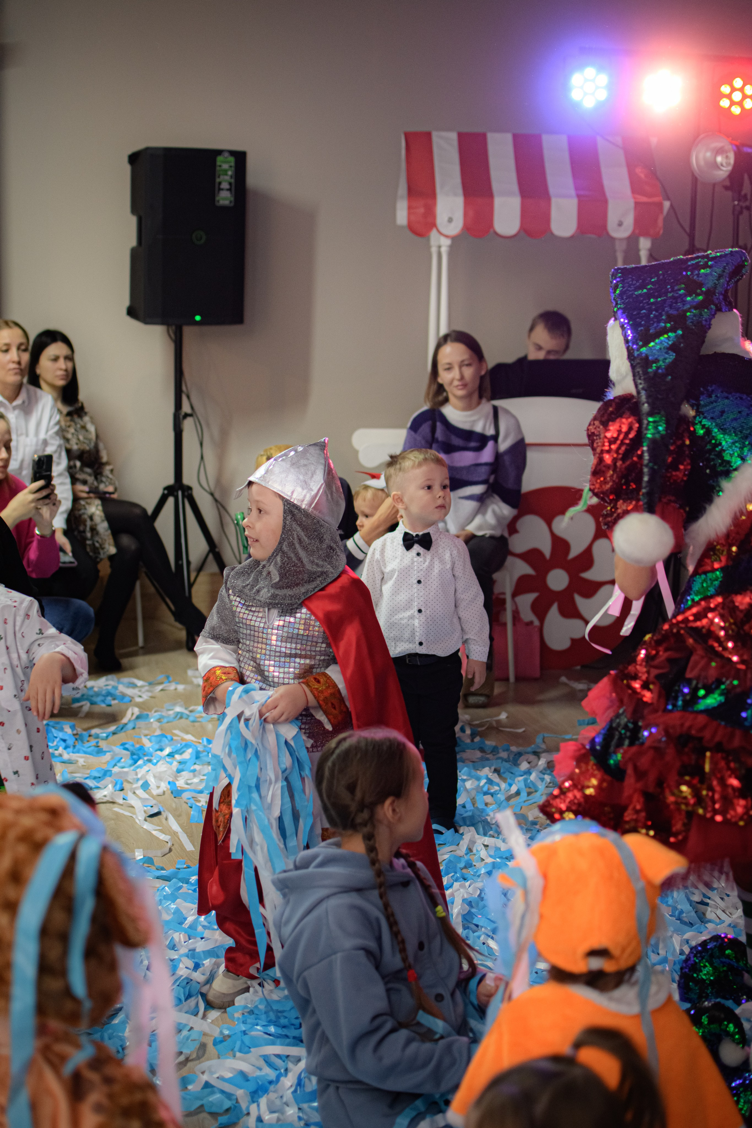 HAPPY NEW YEAR. Photokarish