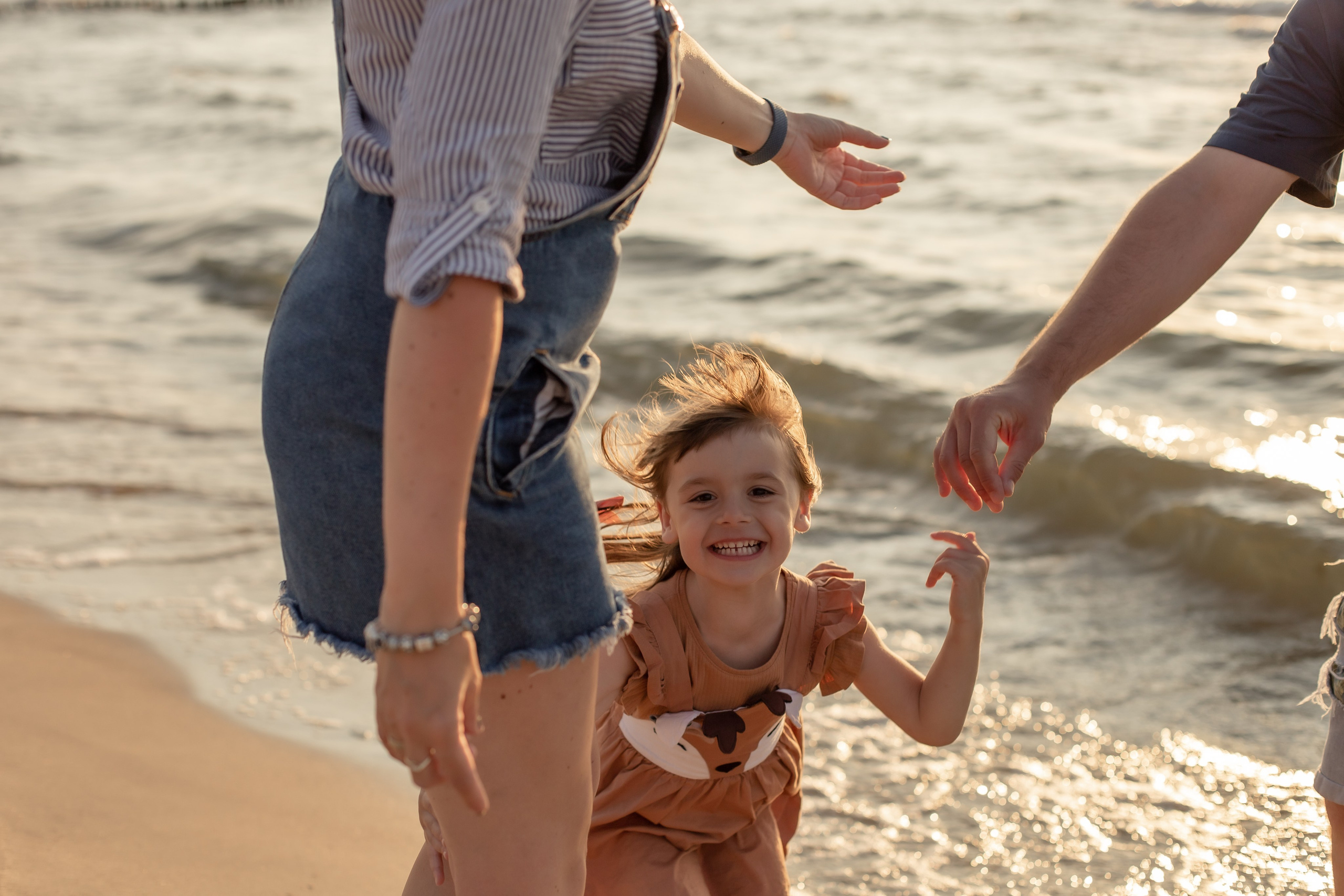 Есеня и родители. Малиновка. Фотограф в Калининграде Решетникова Алина