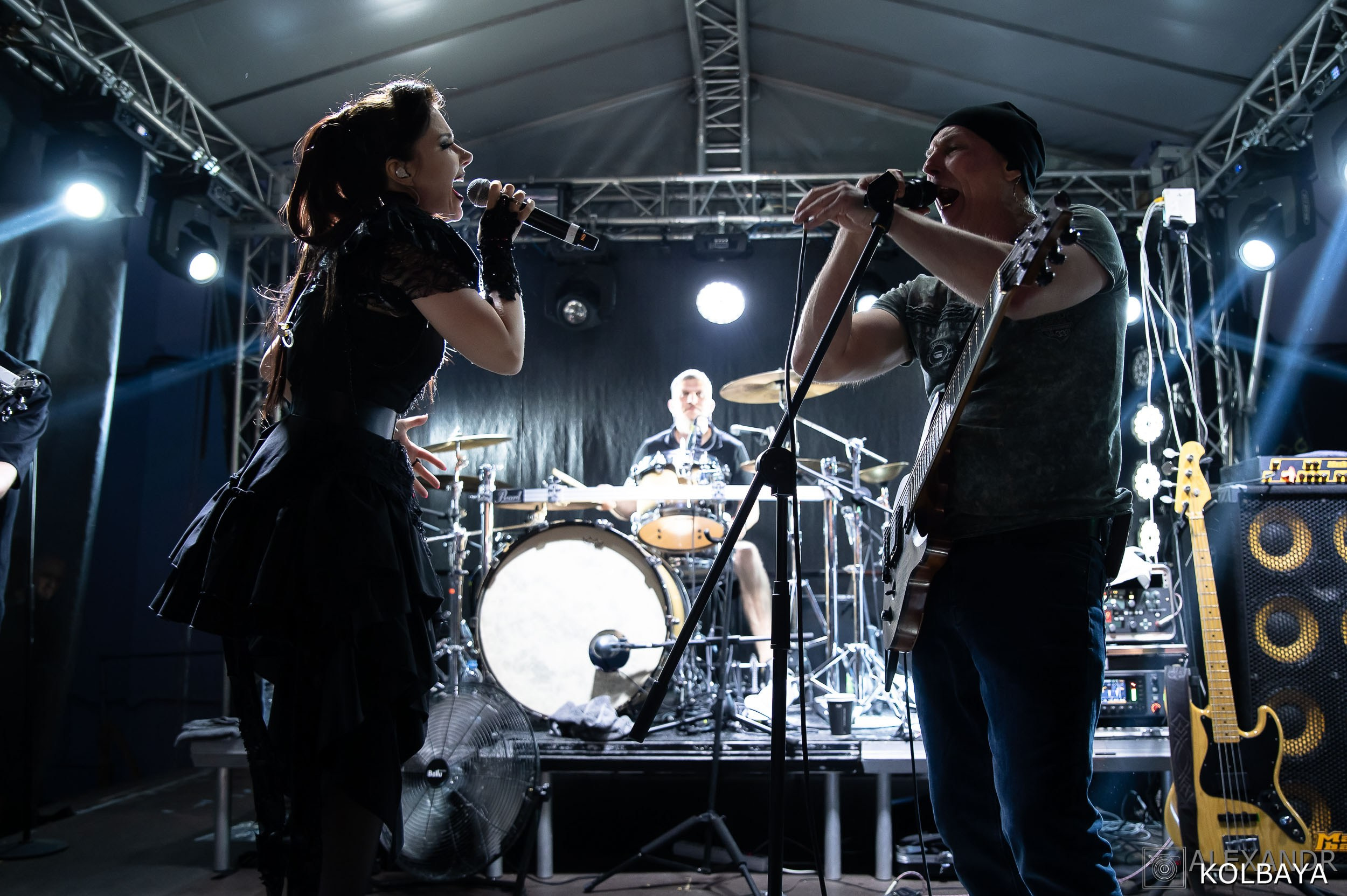Фоторепортаж с мэшап концерта группы Черный Обелиск 4 июля 2024 года. Концертный и театральный репортажный фотограф в Москве Александр Колбая
