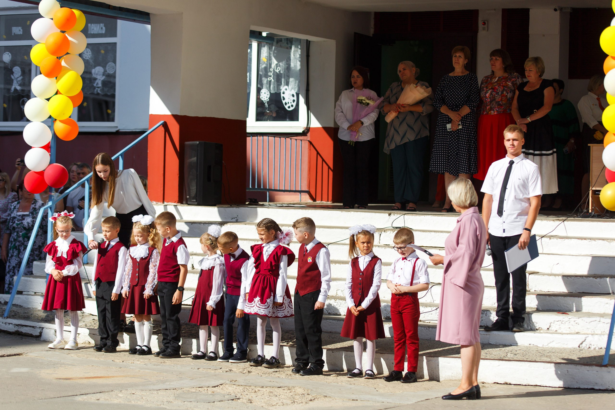 01 СЕНТЯБРЯ 2024 (МБОУ г. Мценска «Средняя школа № 9»). Профессиональный фотограф в Мценске и Орловской области