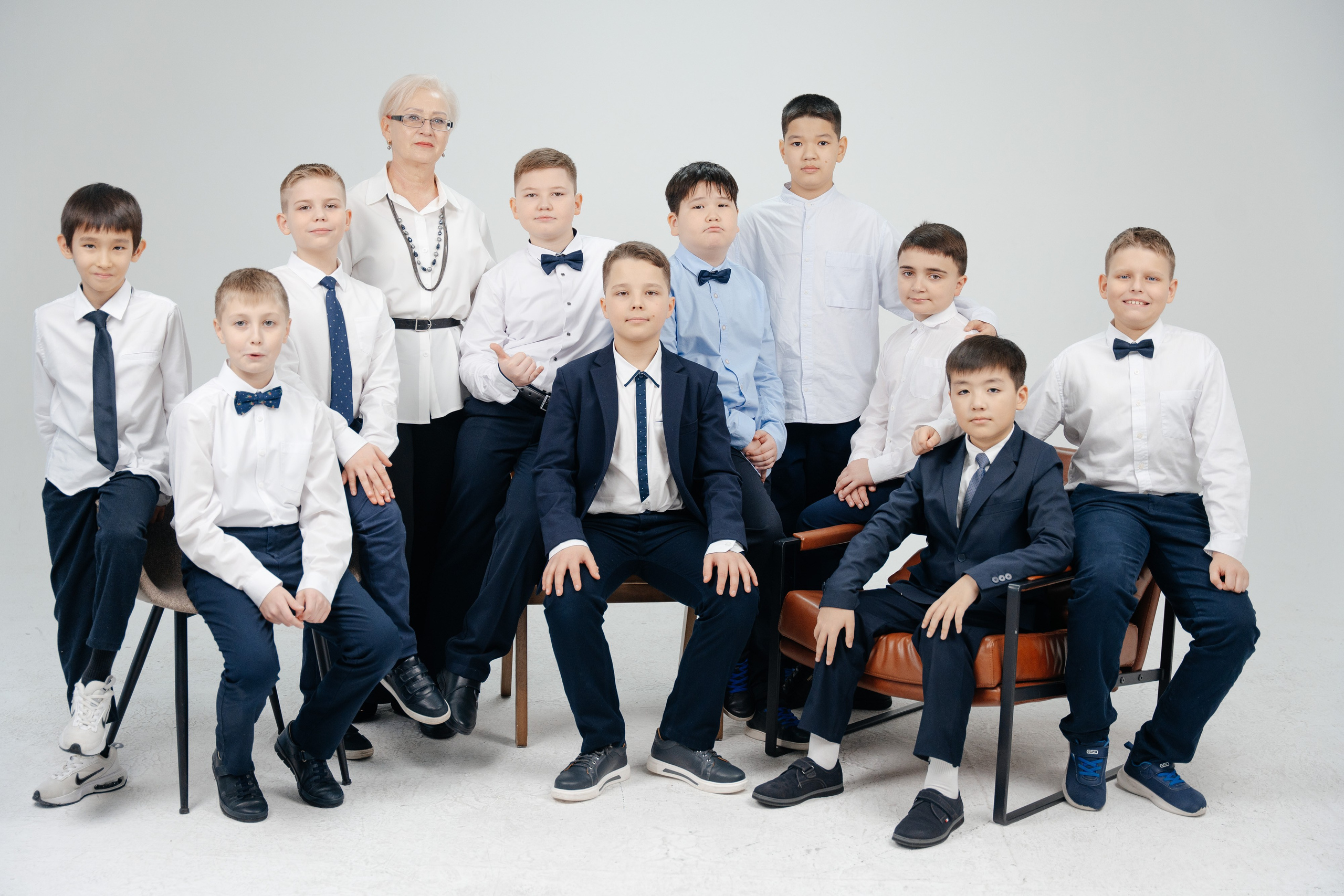 Общие кадры в студии. Выпускные альбомы в Нур-Султане (Астана) и по всему Казахстану