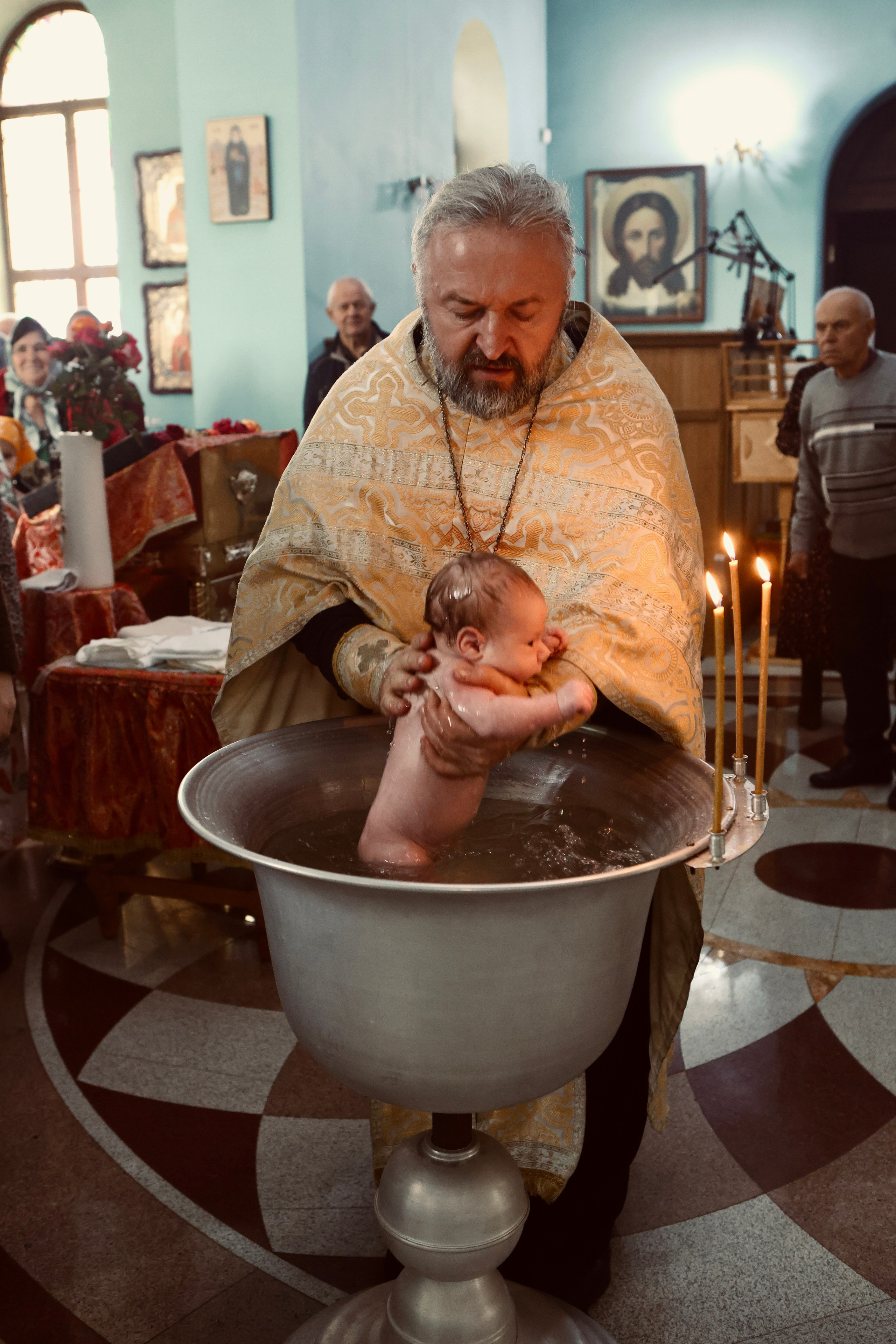 Яна и Максим —крещение Михаила. Фотограф в Курске Смирнов Евгений