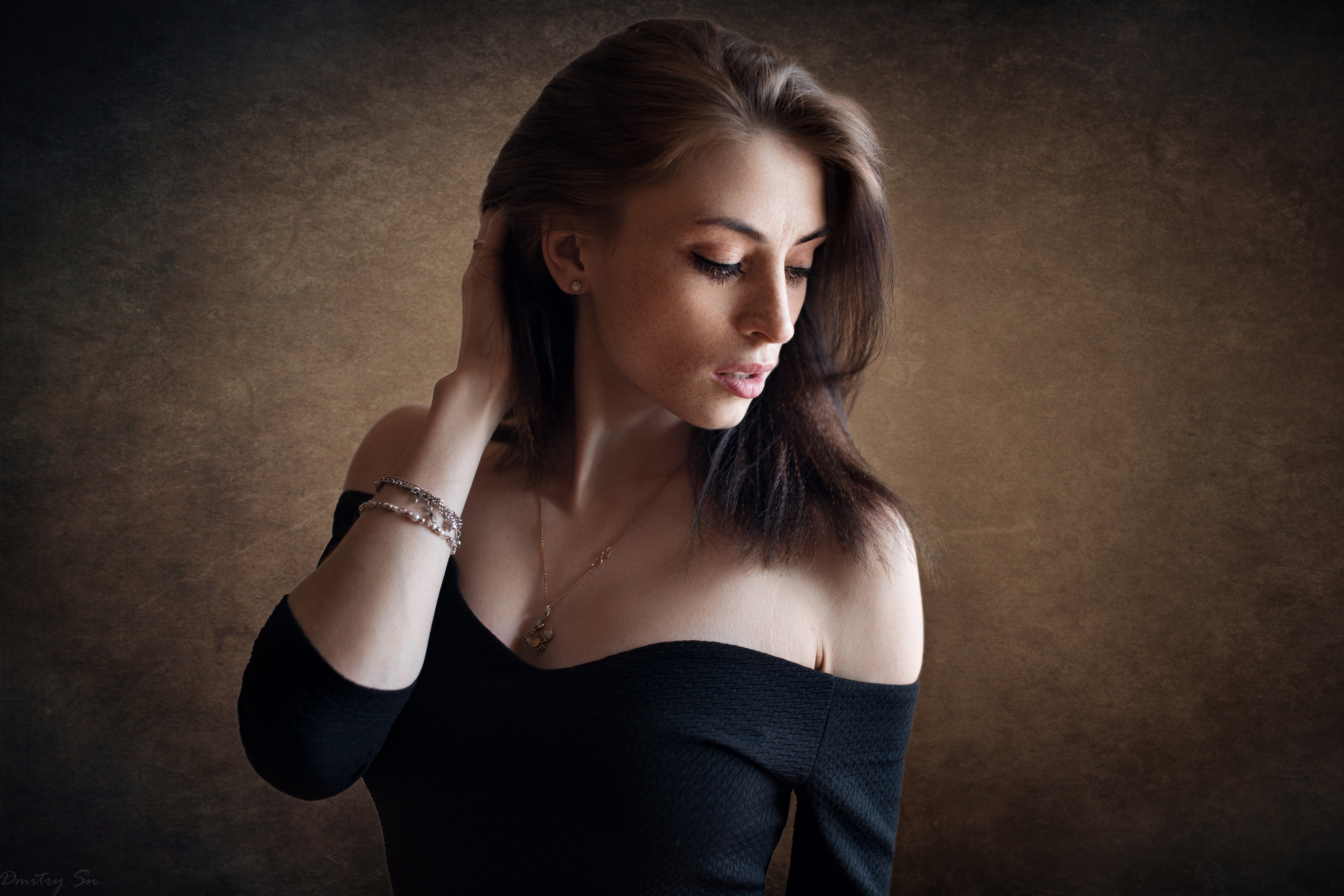 Портреты с Надеждой у окна для «себя»