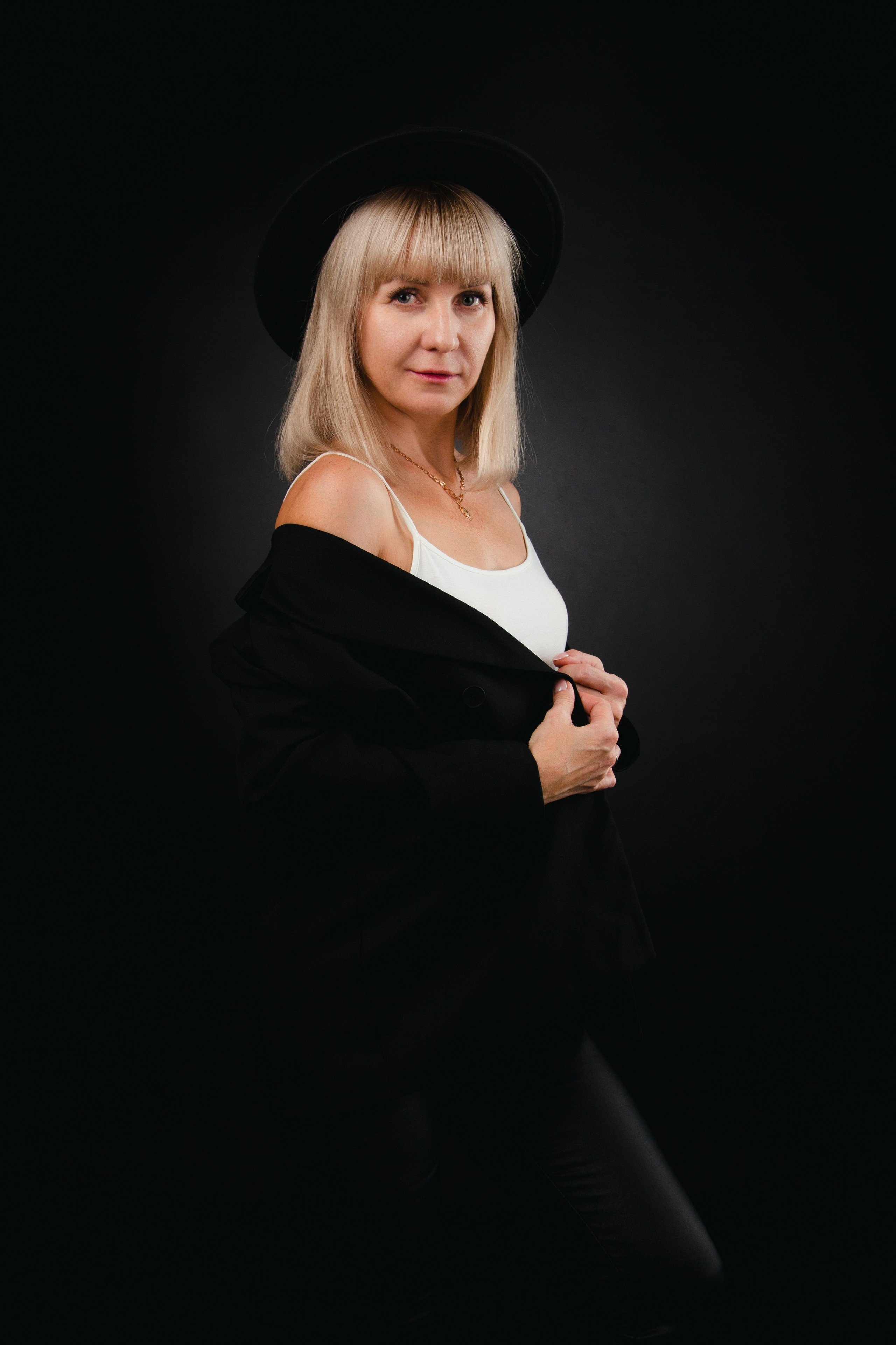 Портрет в студии. Марина. Фотограф в Екатеринбурге Пойгина Елена