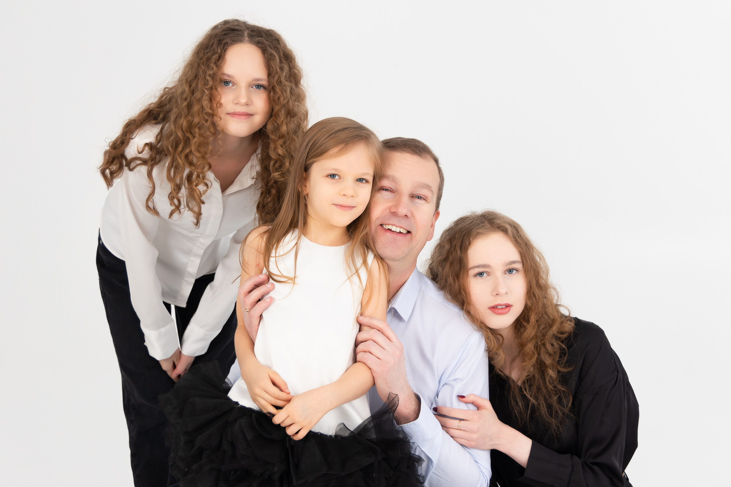Давыдовых много не бывает! Семейная фотосессия в студии. Фотограф в Екатеринбурге Пойгина Елена