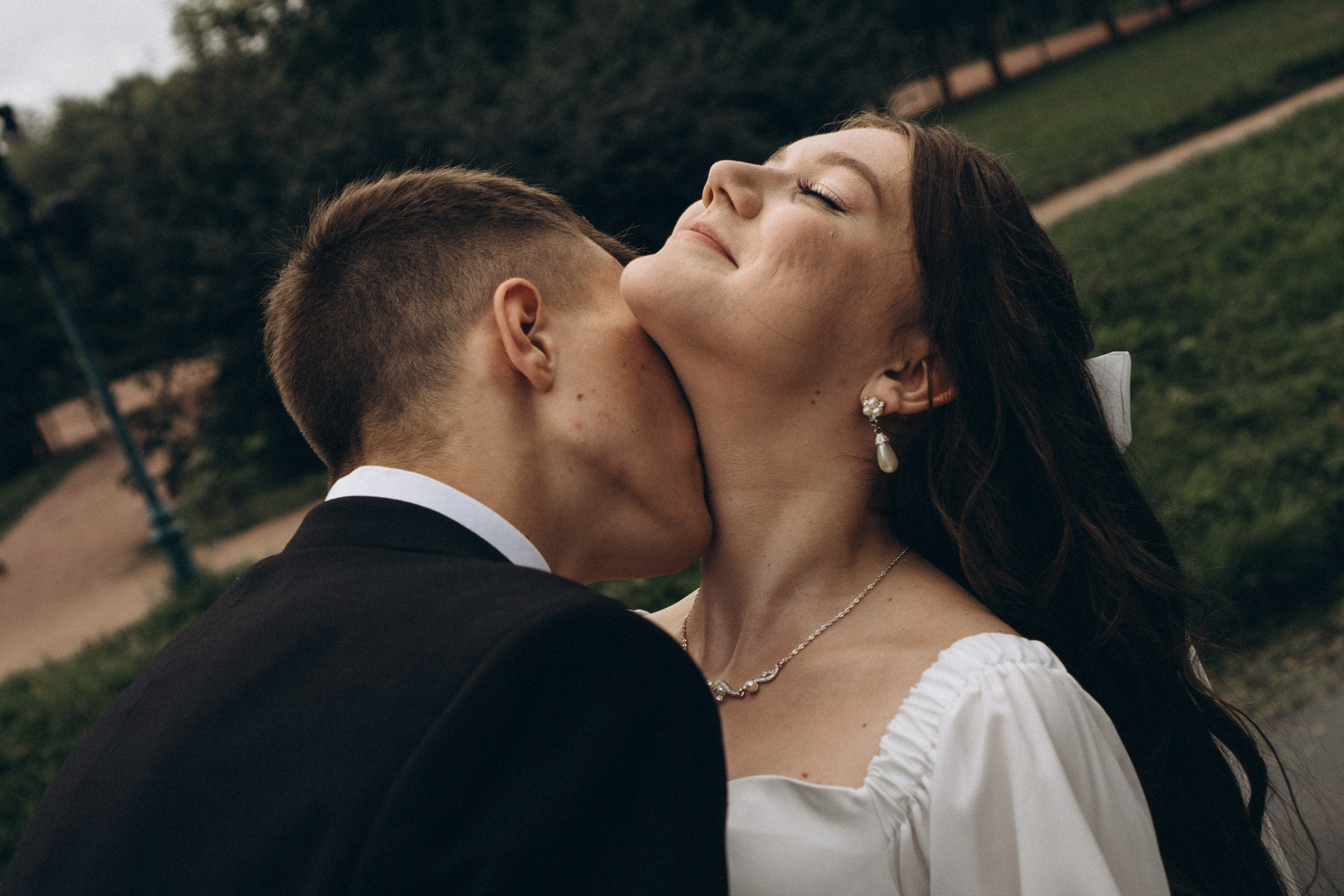 СВАДЕБНАЯ СЬЕМКА В ТАВРИЧЕСКОМ САДУ И ПРОГУЛКА ПО ЧЕРНЫШЕВСКОЙ. Профессиональный фотограф, Санкт-Петербург — Виктория Богомолова