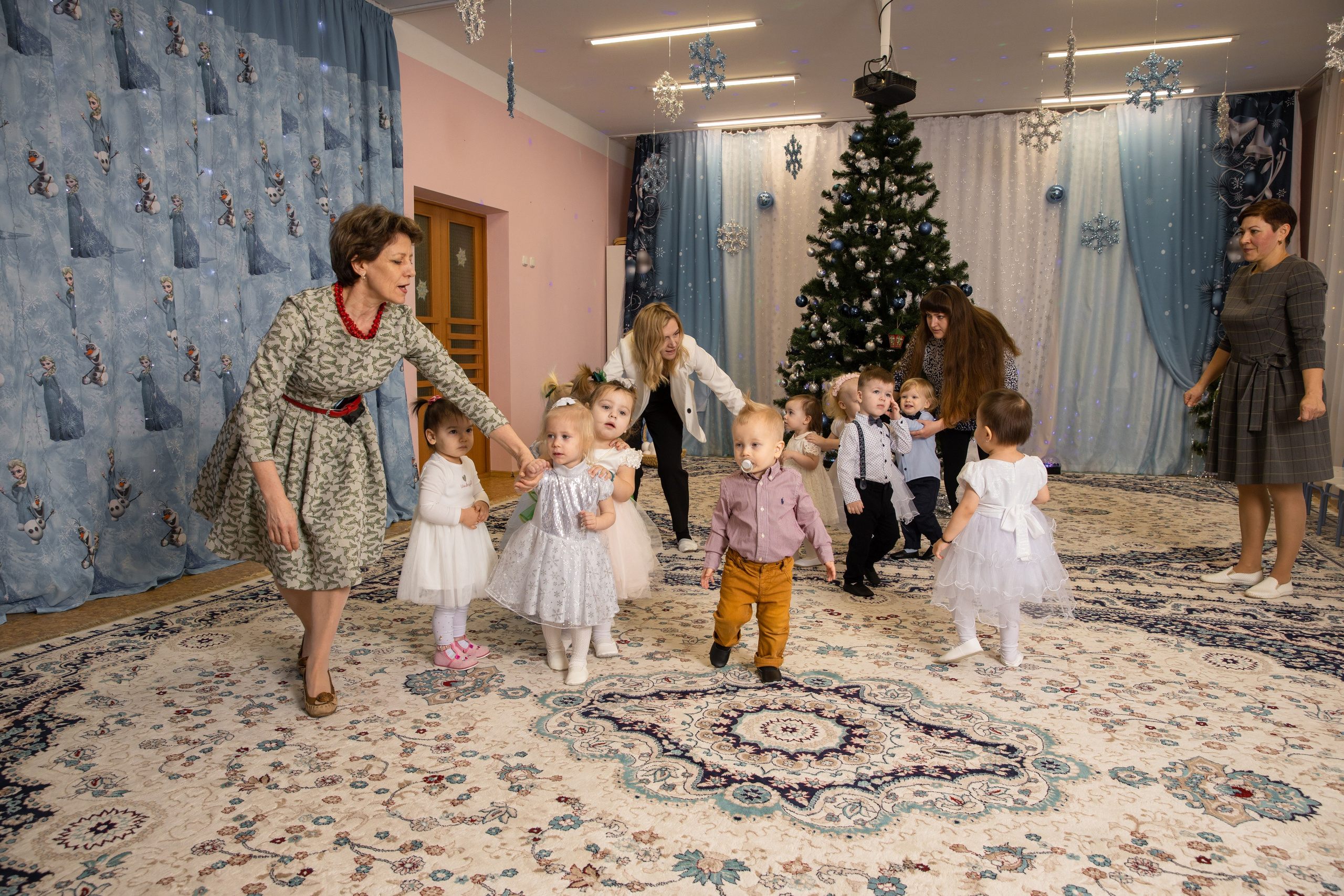 Новогодний утренник Успех. Фотограф в Железнодорожном и Балашихе