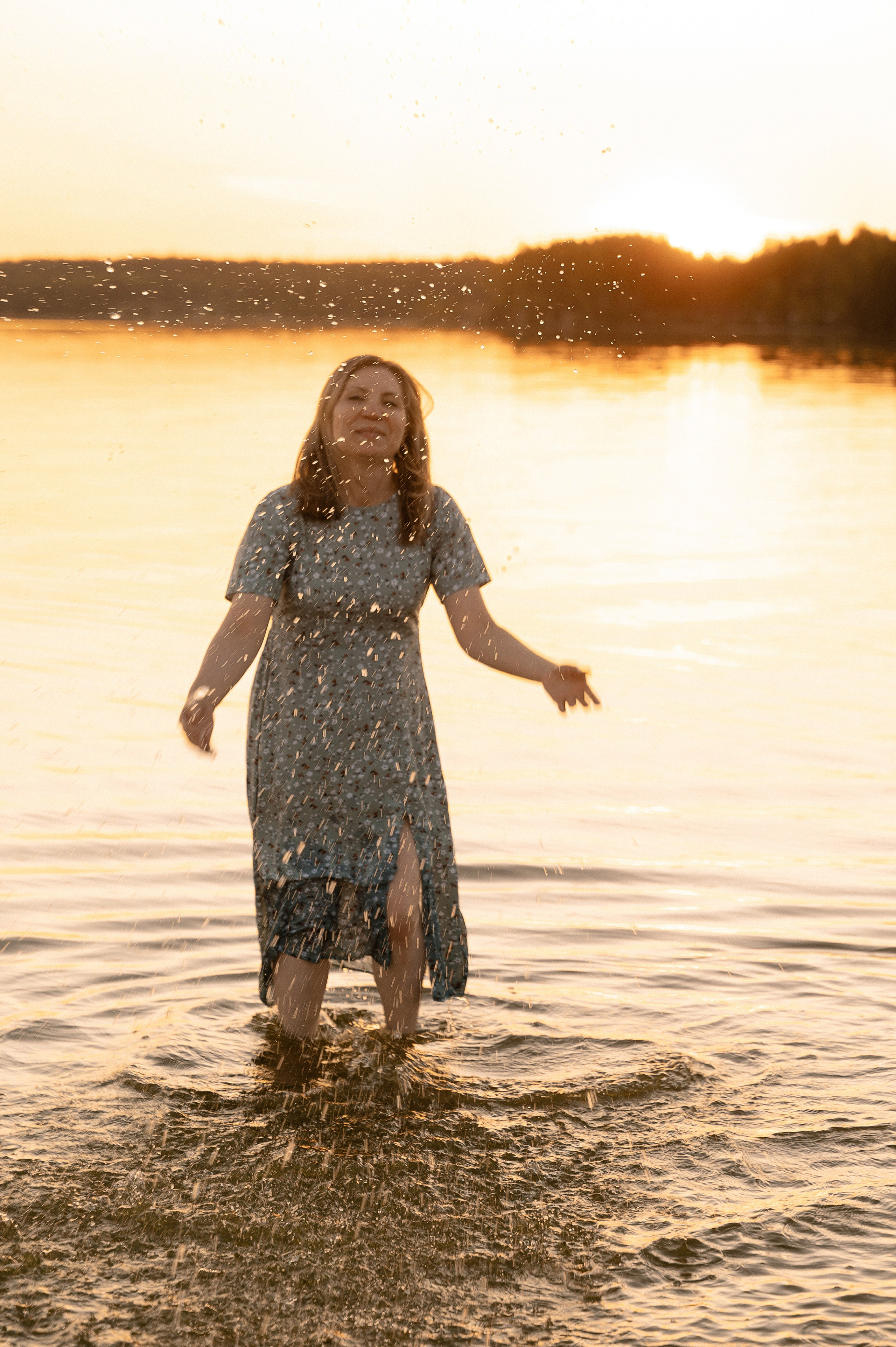 Уличная летняя семейная фотосессия. Свадебный и семейный фотограф в Чебоксарах Ирина Левнер