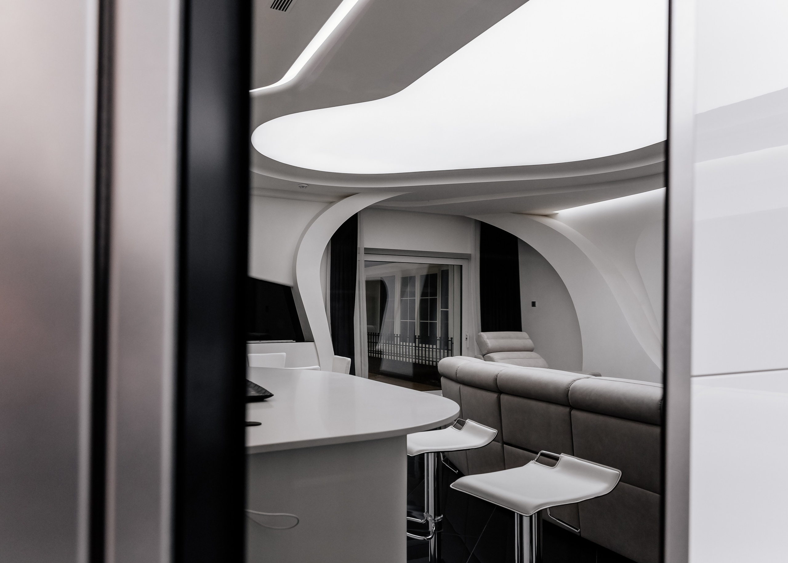 Частный дом остекление Frameless. Профессиональный фотограф Инесса Новикова в Москве