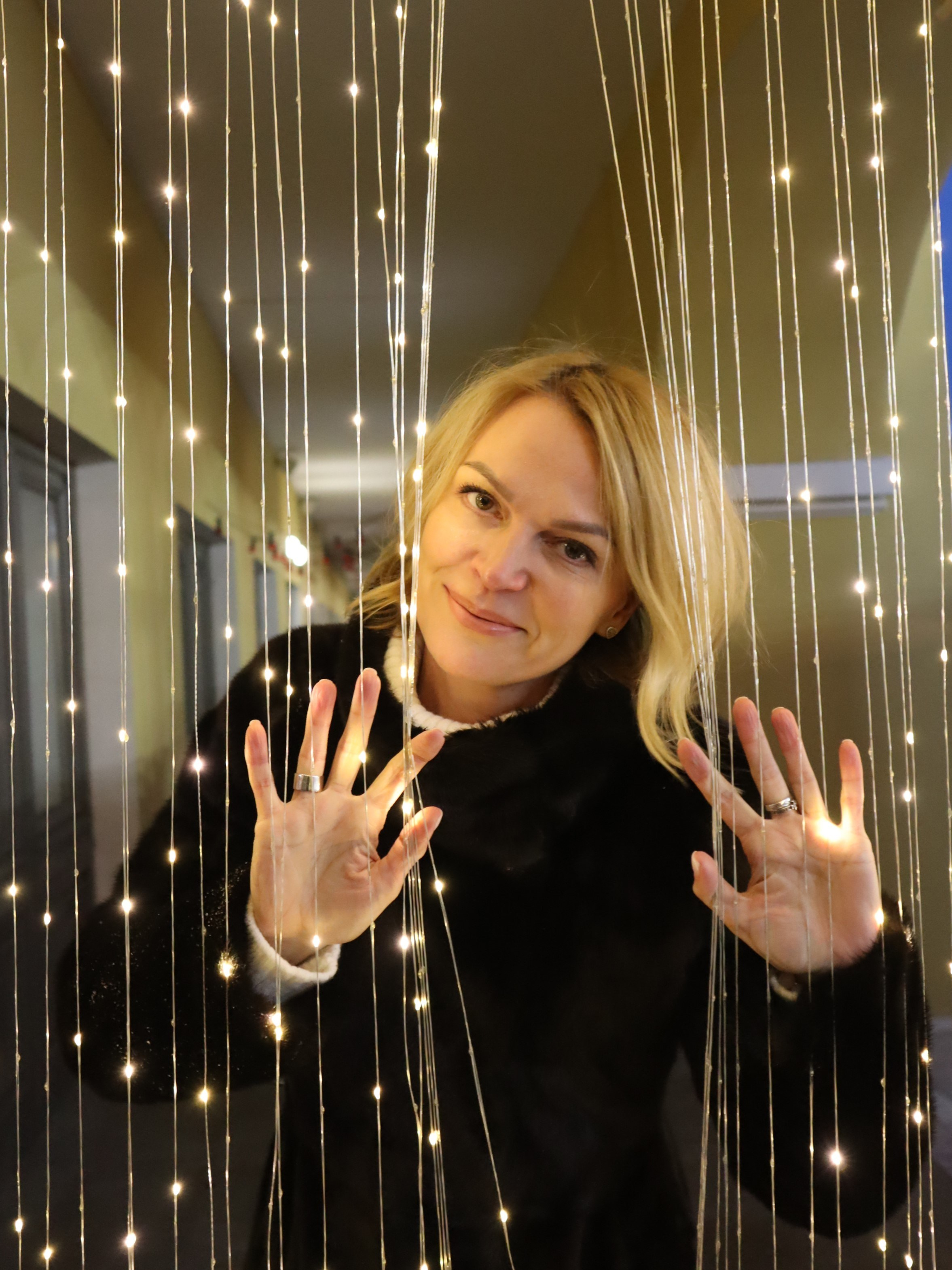 Зимняя фотосессия в Никольских Рядах. Позитивный контент-фотограф в Санкт-Петербурге Мария Устинова