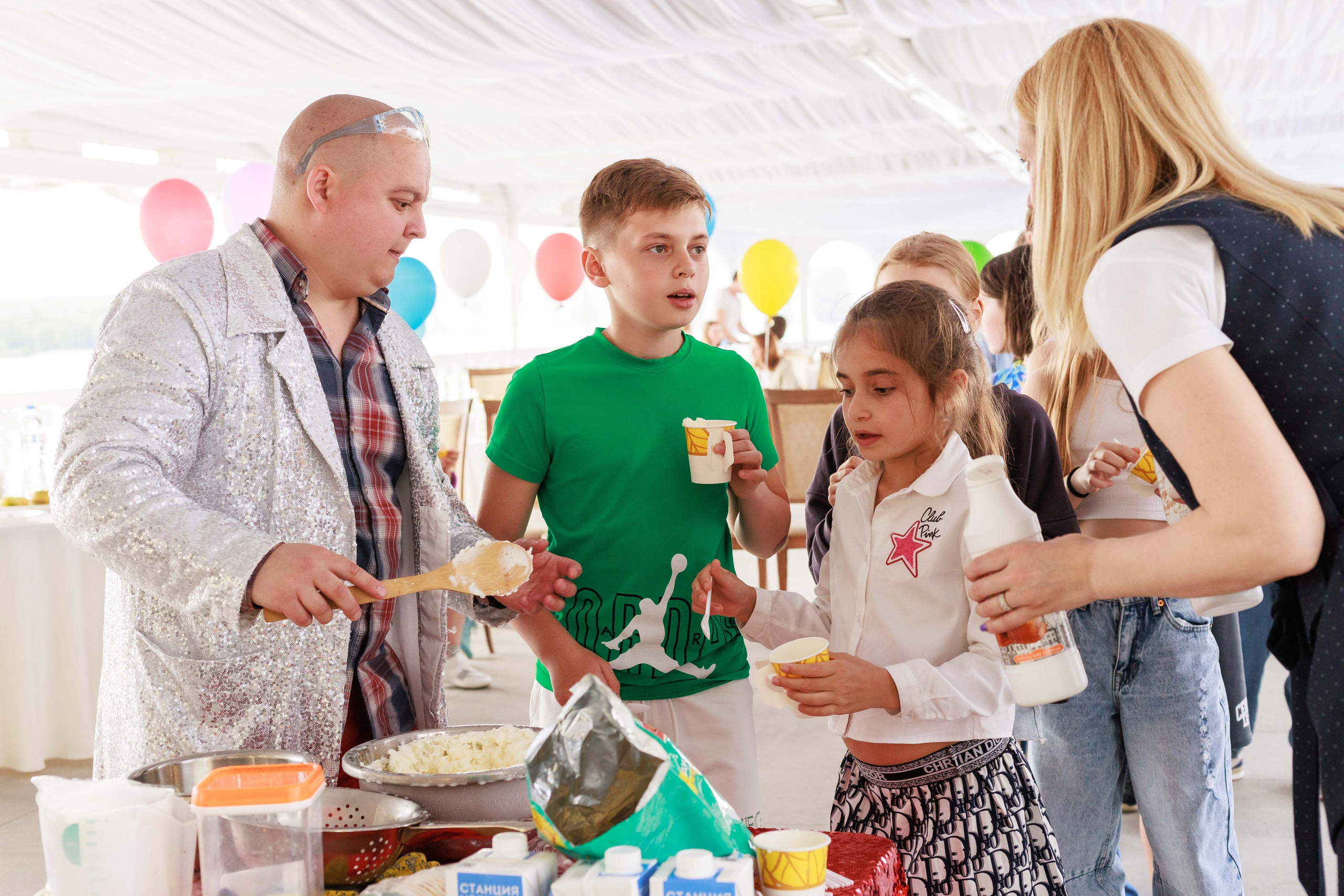 Выпускной 4 класс. Фотограф в Москве Дмитрий Емельянов