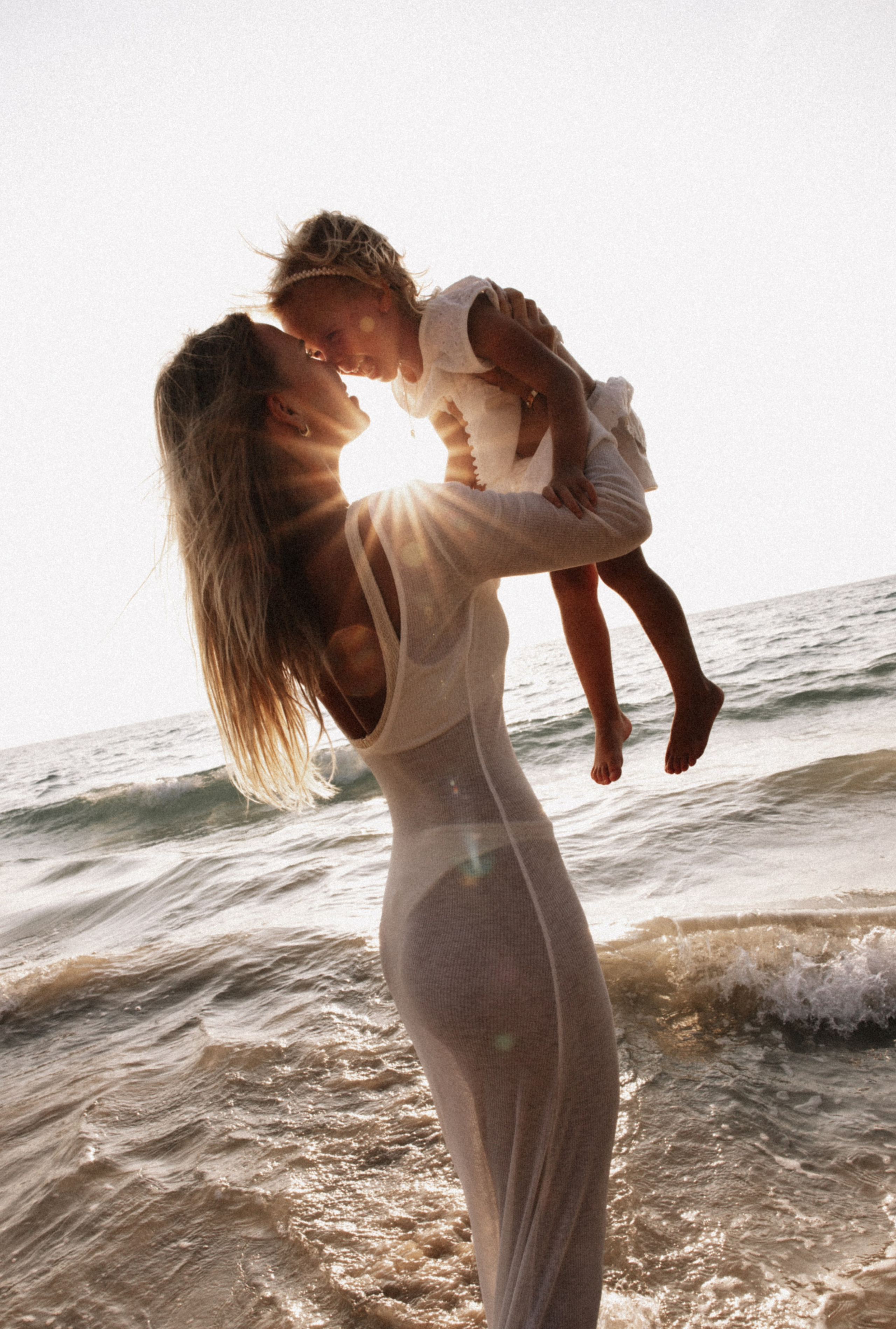 Семейная фотосессия на природе | Естественные фотографии вашей семьи на свежем воздухе. Репортажный фотограф Катерина Гилс Москва