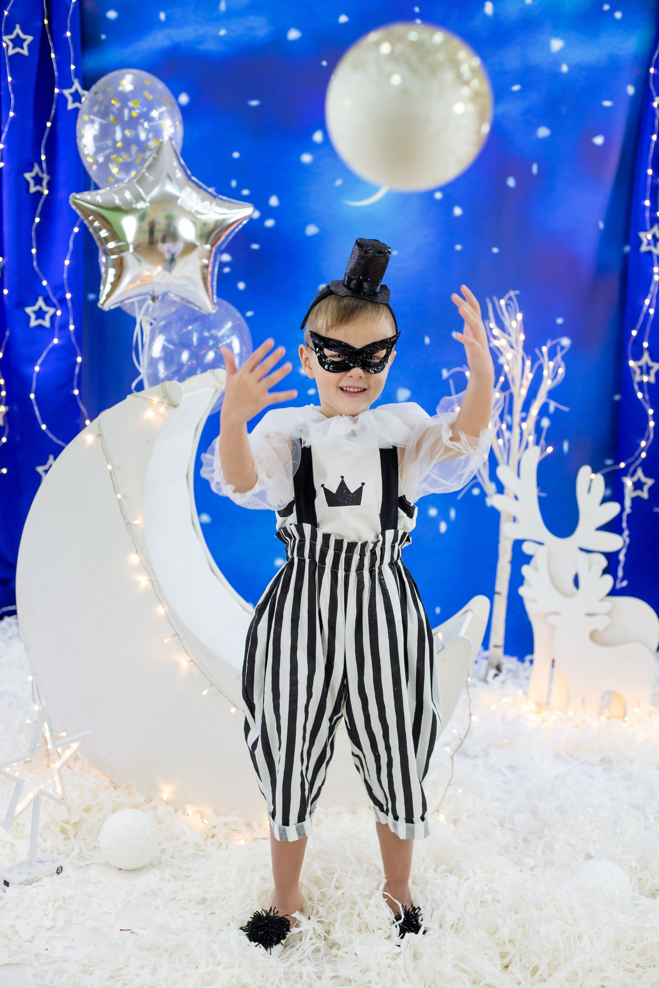 Зимняя сказка фото зона. Фотостудия