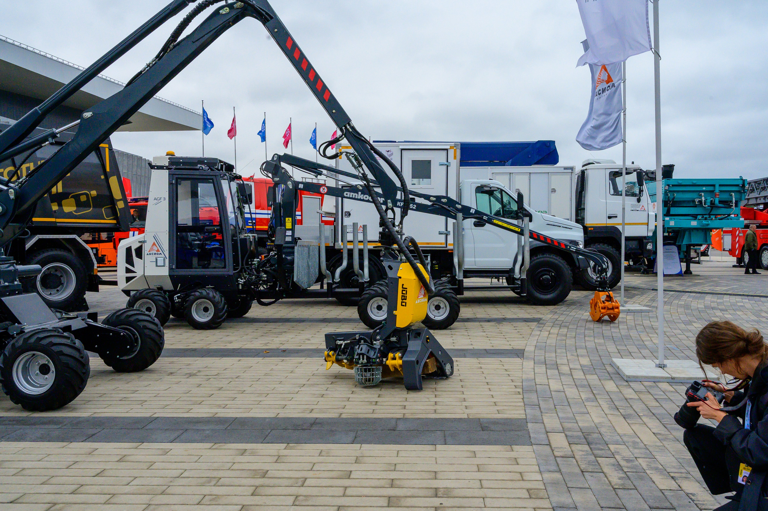 BigindustrialweekBelarus. Фотоуслуги, услуги фотографа, фотографирование важных событий