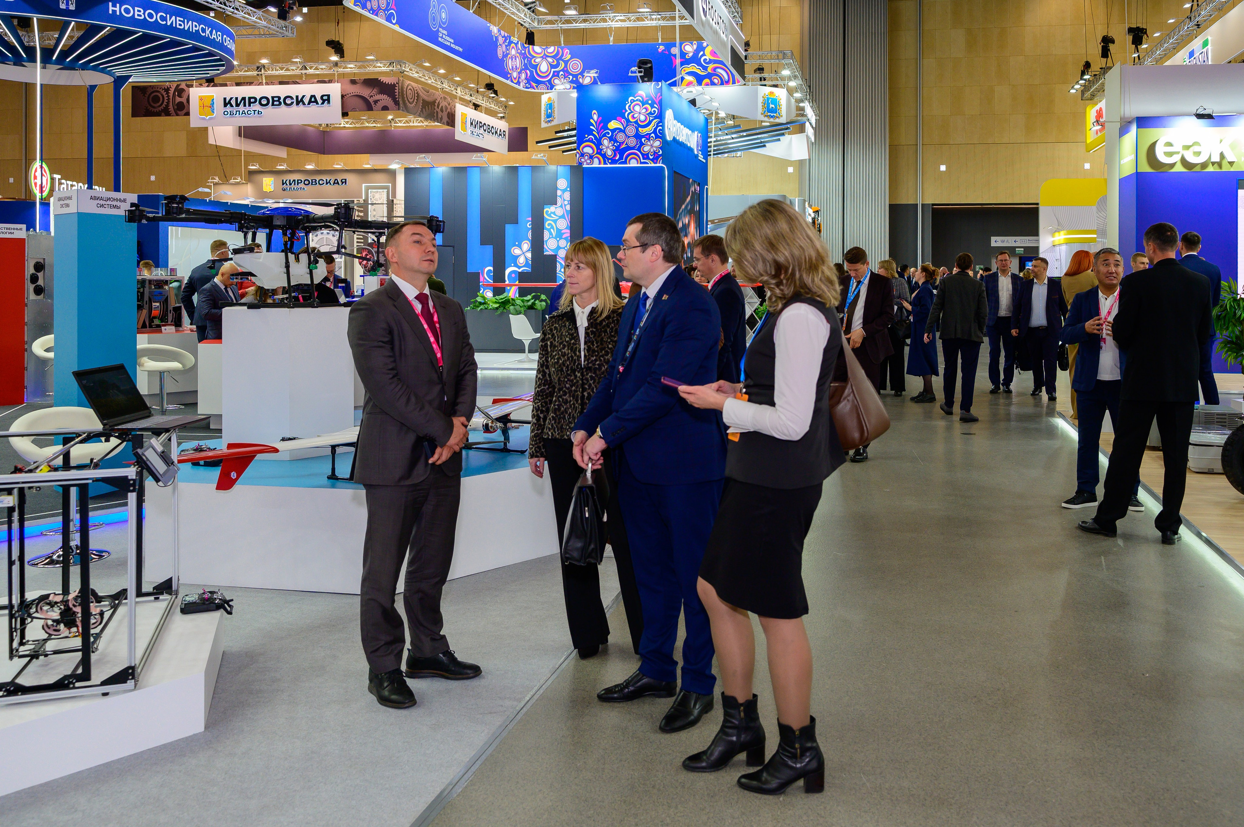 BigindustrialweekBelarus. Фотоуслуги, услуги фотографа, фотографирование важных событий