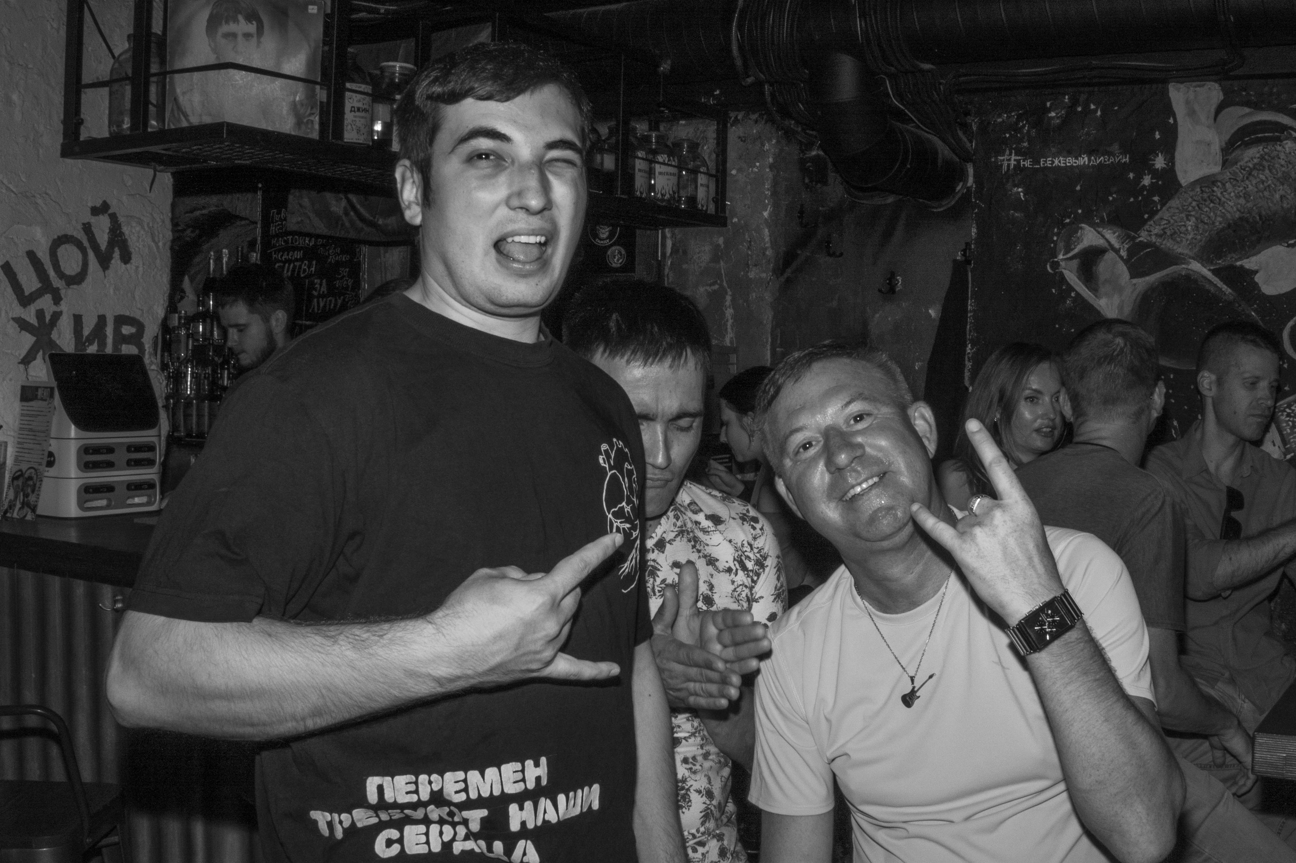 Бар Рок-н-Рол. Климушка, хочу фото! в Севастополе, в Крыму, в России…