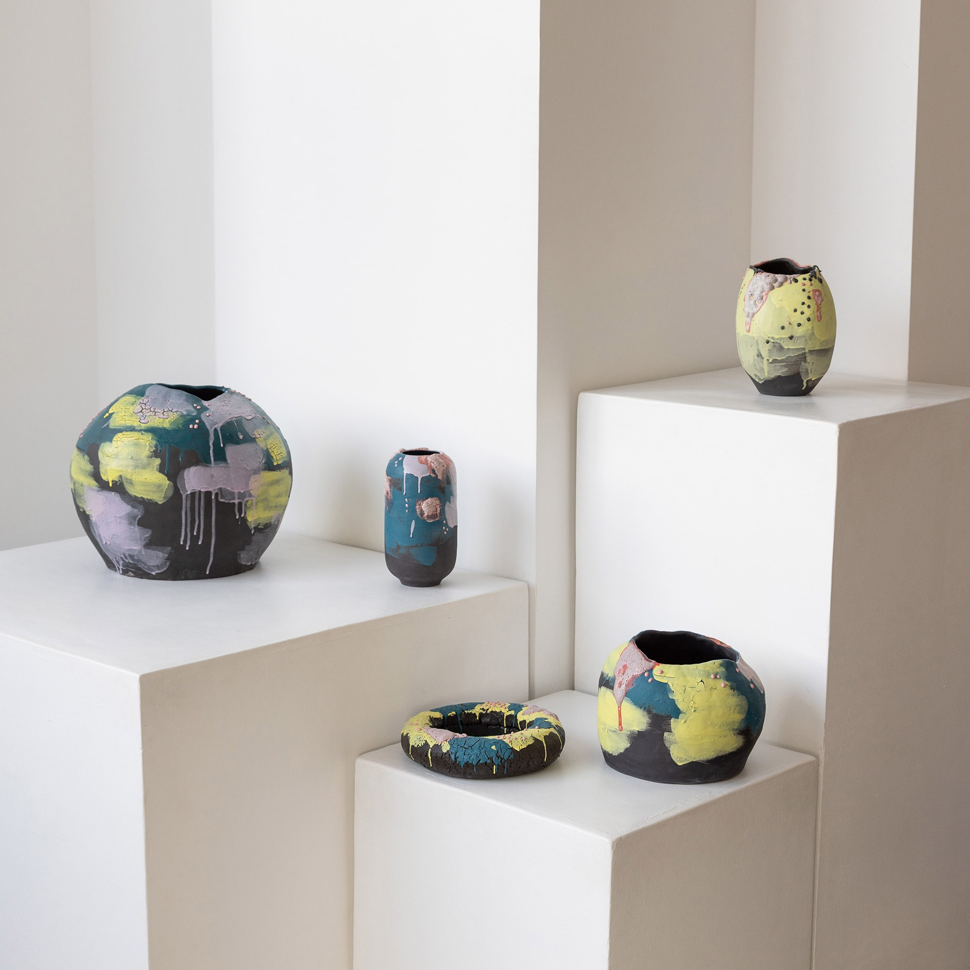 Арлекин. Художник керамист Вика Уйстрайх