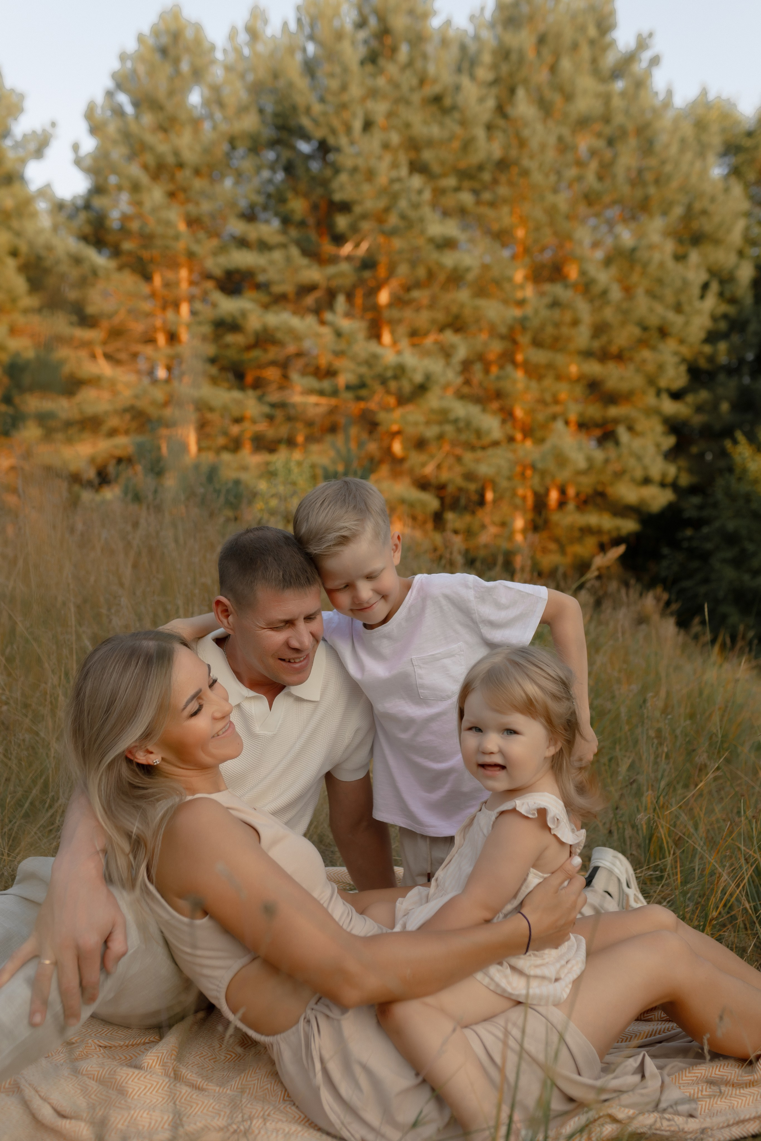 Алексей, Мария, Ваня и Варя. Фотограф Татьяна Семенова