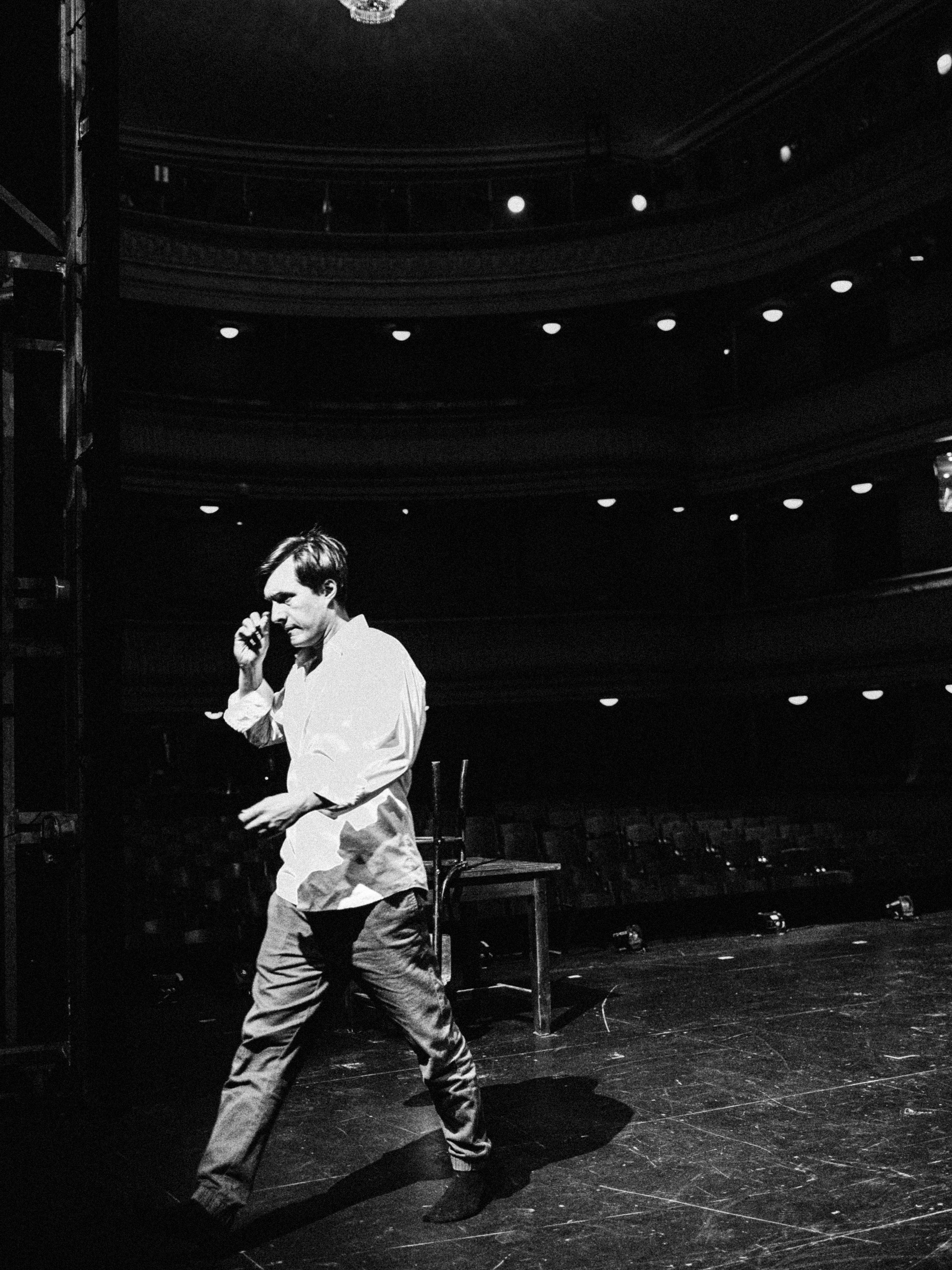 Theatre backstages. Portrait and backstage photographer Nina Crane