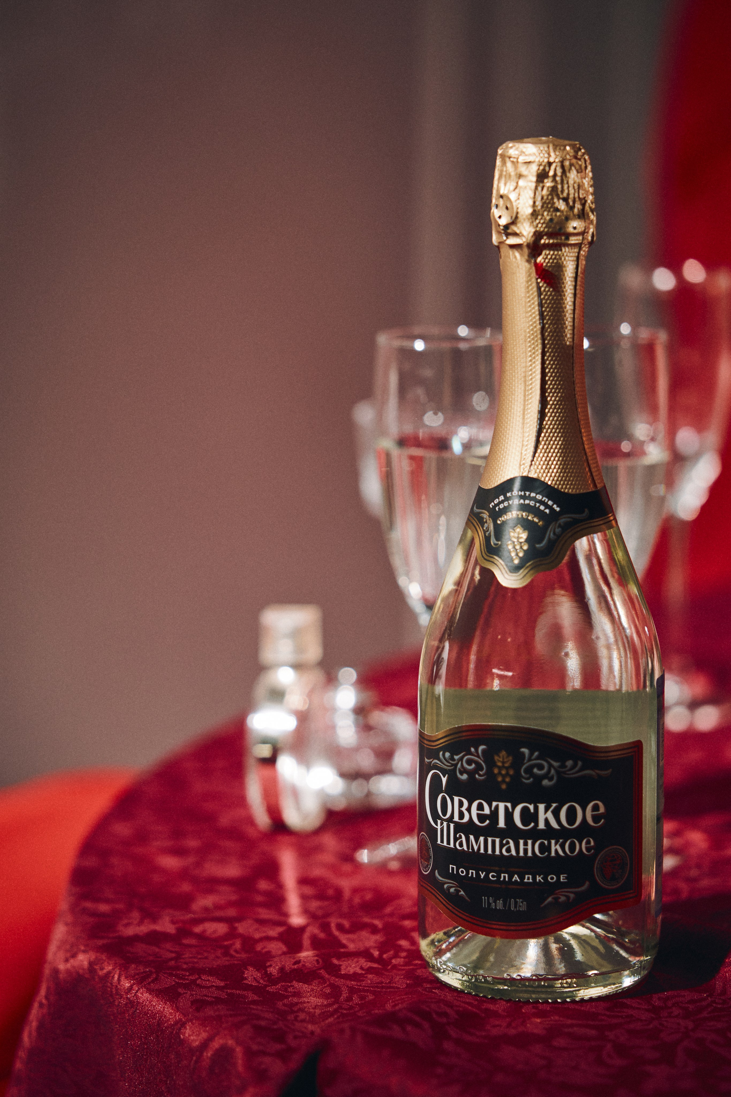 Красная Москва. Фотограф и видеограф в Кургане Леонид Корнильев