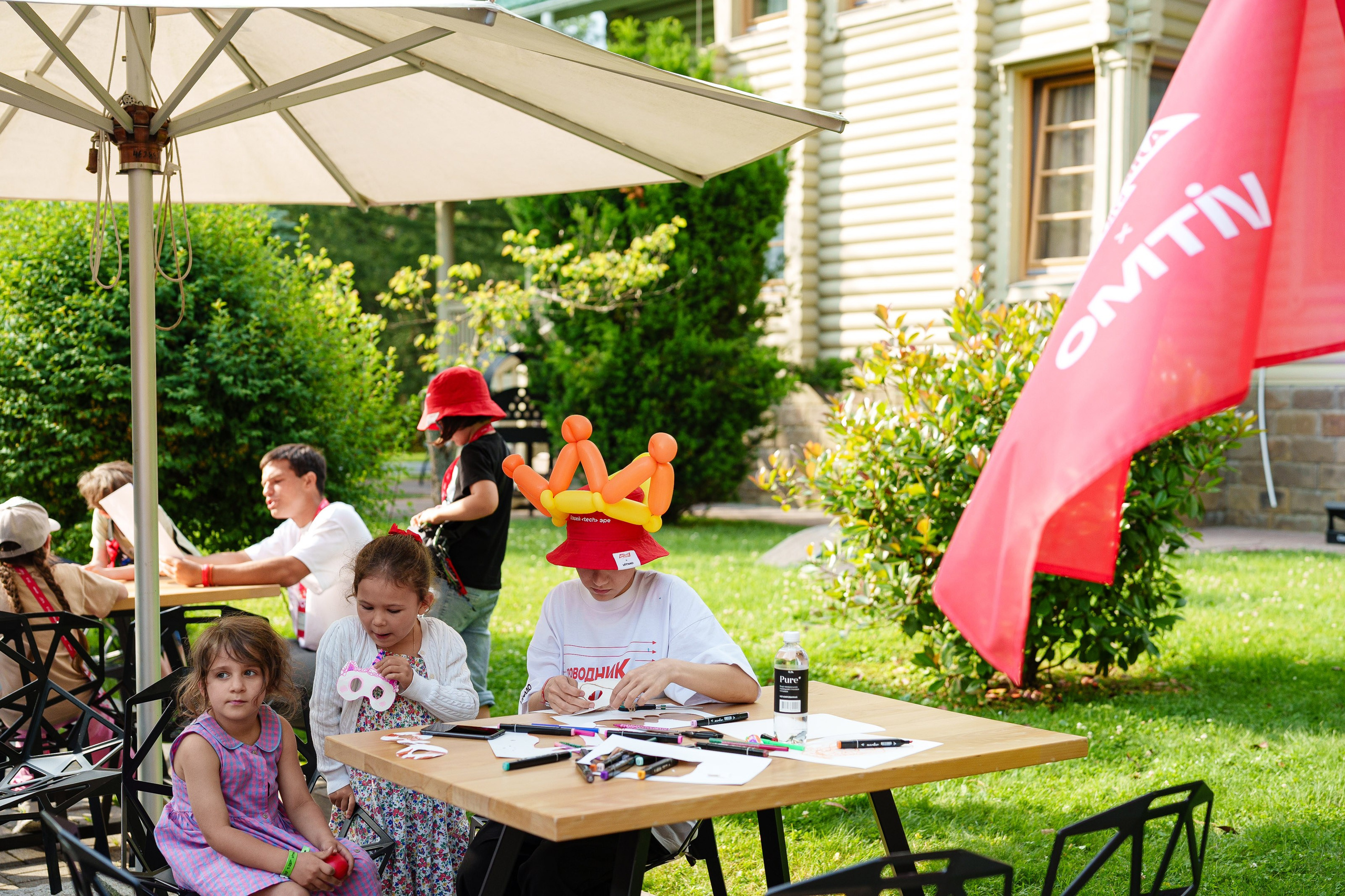 South HUB Family. South HUB