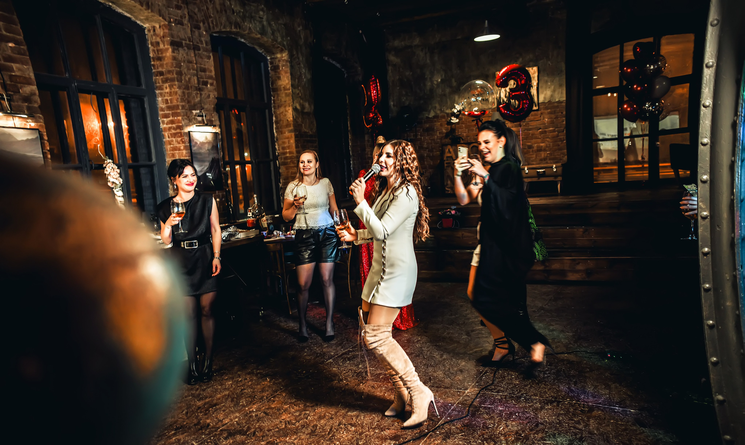 Тематическая вечеринка на юбилей 35 лет. Свадебный, семейный, детский, контент фотограф в Омске Максим Ильин