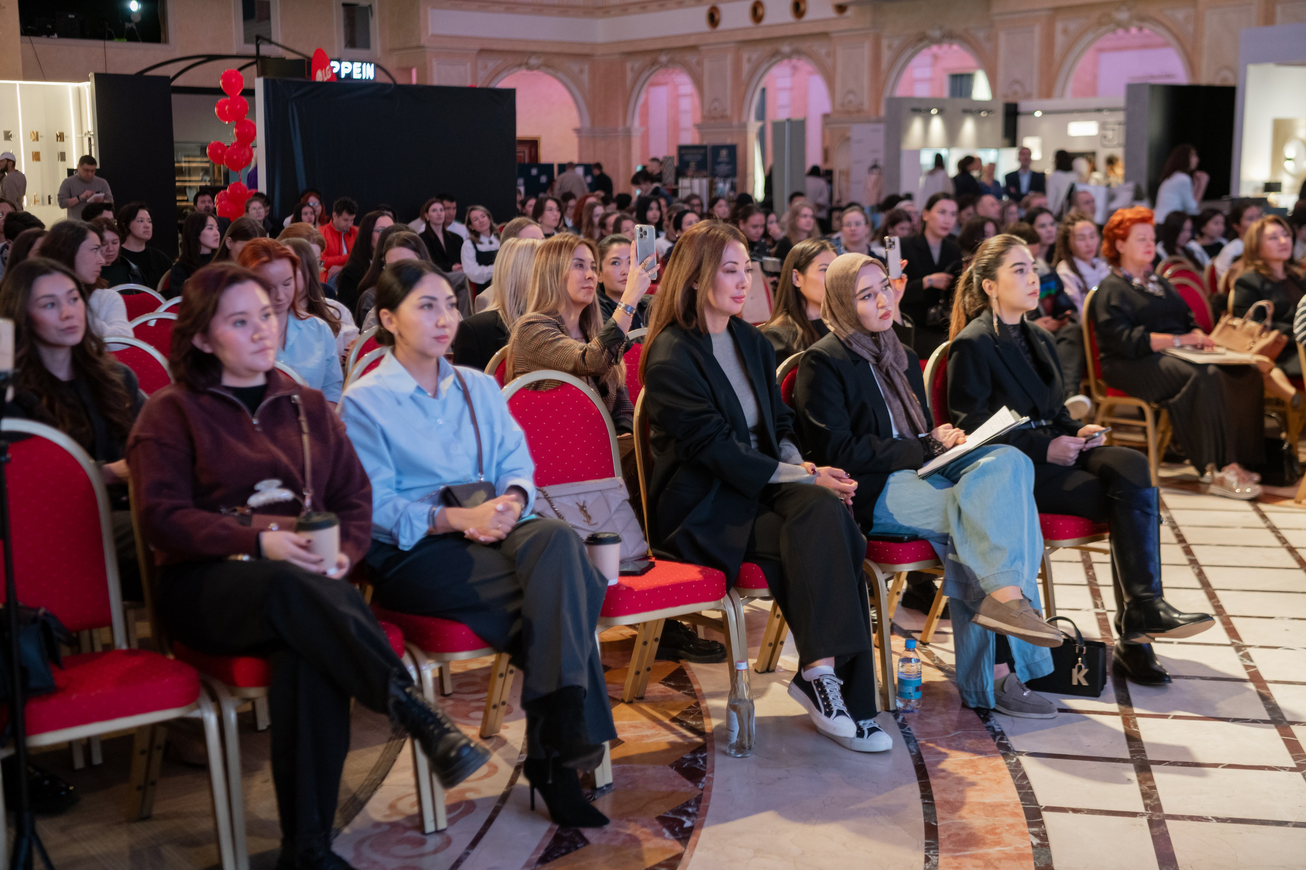 Tanu Creative 16.10.2025. Фотограф Астана, Алматы