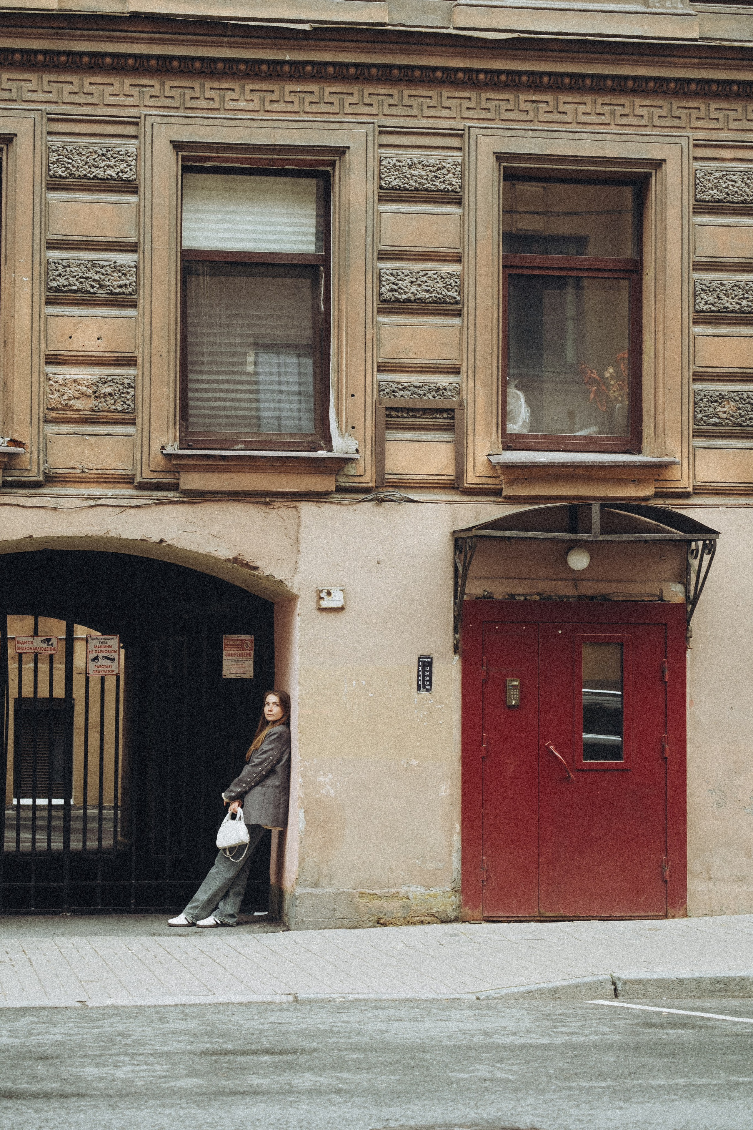 ПРОГУЛКА НА ЧЕРНЫШЕВСКОЙ. Профессиональный фотограф, Санкт-Петербург — Виктория Богомолова