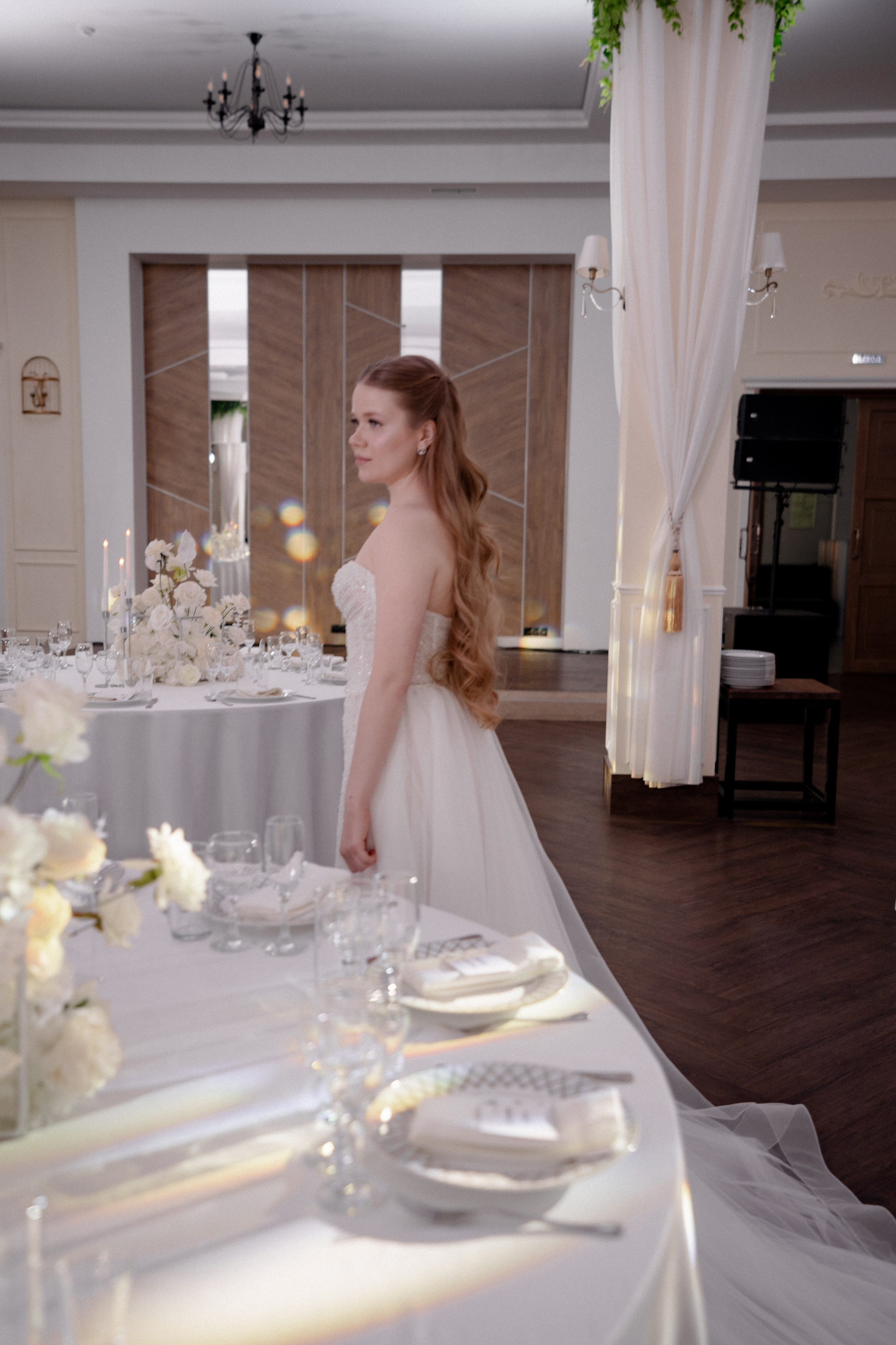 СВАДЕБНАЯ СЬЕМКА СБОРОВ В ОТЕЛЕ И ВЫЕЗД НА ЦЕРЕМОНИЮ (СНЯТО В СИБИРЕ В НИЖНЕВАРТОВСКЕ). Профессиональный фотограф, Санкт-Петербург — Виктория Богомолова