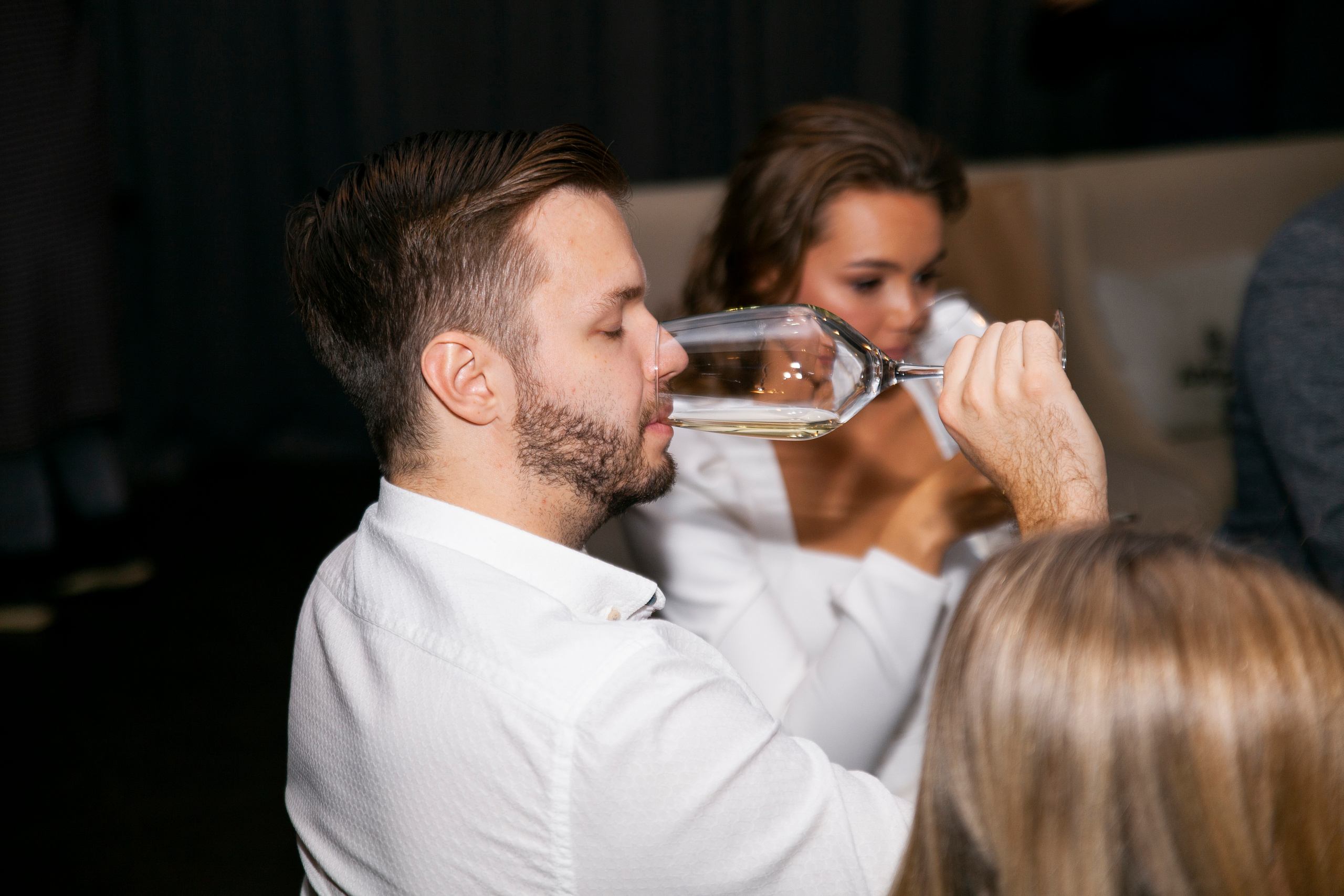 Репортаж Винный покер. Свадебный фотограф Дарья Свет