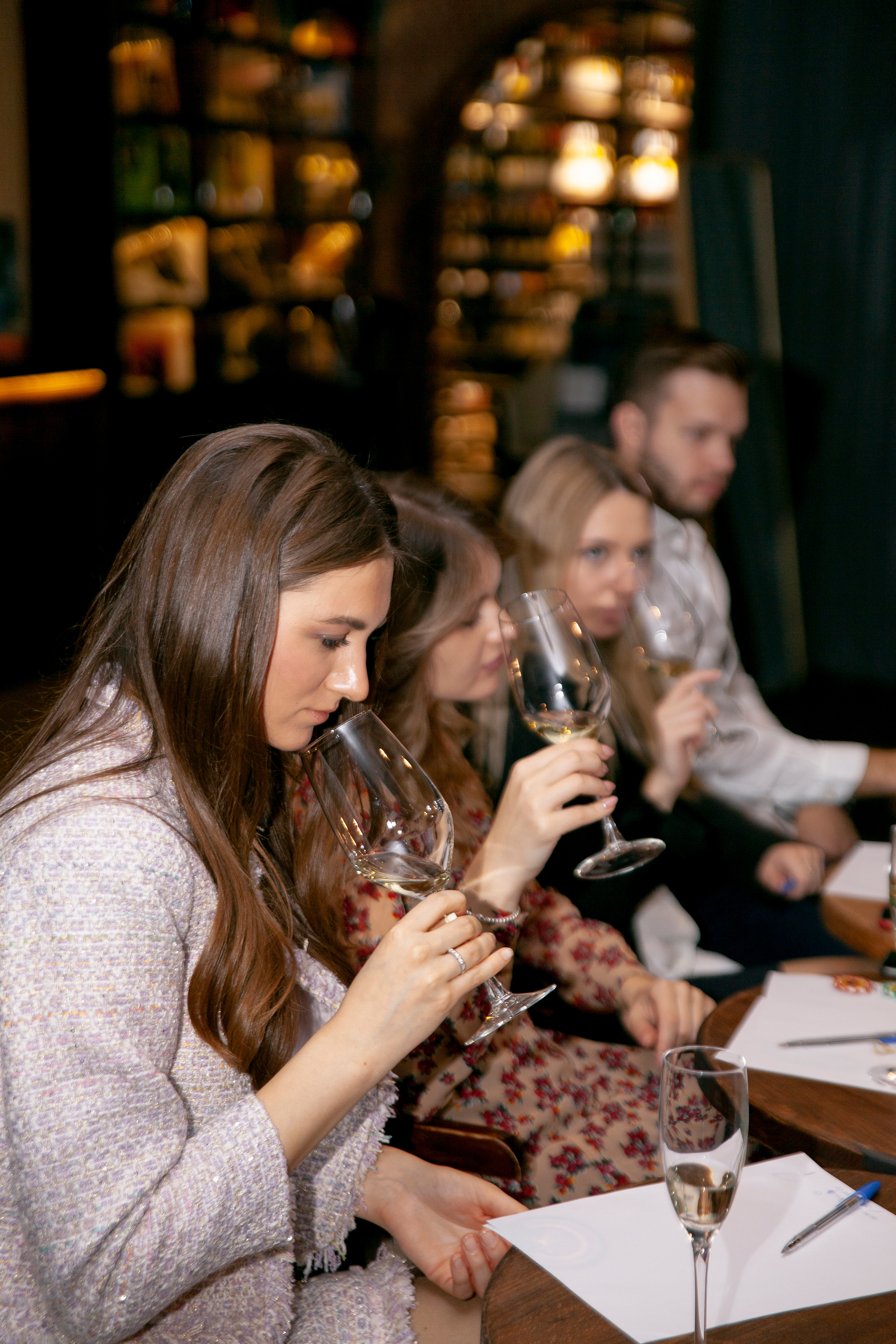 Репортаж Винный покер. Свадебный фотограф Дарья Свет