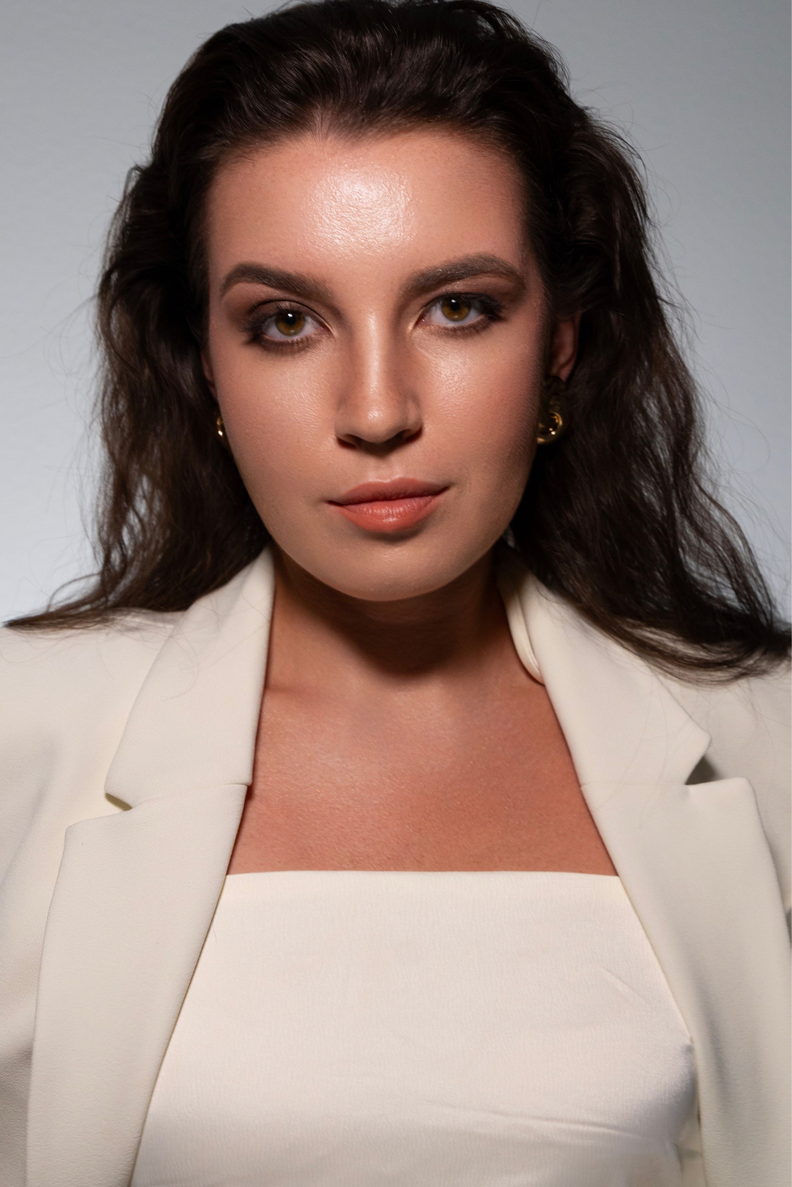 Свадебный образ макияж для невест Москве. СВАДЕБНЫЙ ВИЗАЖИСТ-СТИЛИСТ В МОСКВЕ ПРИЧЕСКИ МАКИЯЖ БРОВИ ВЫЕЗД