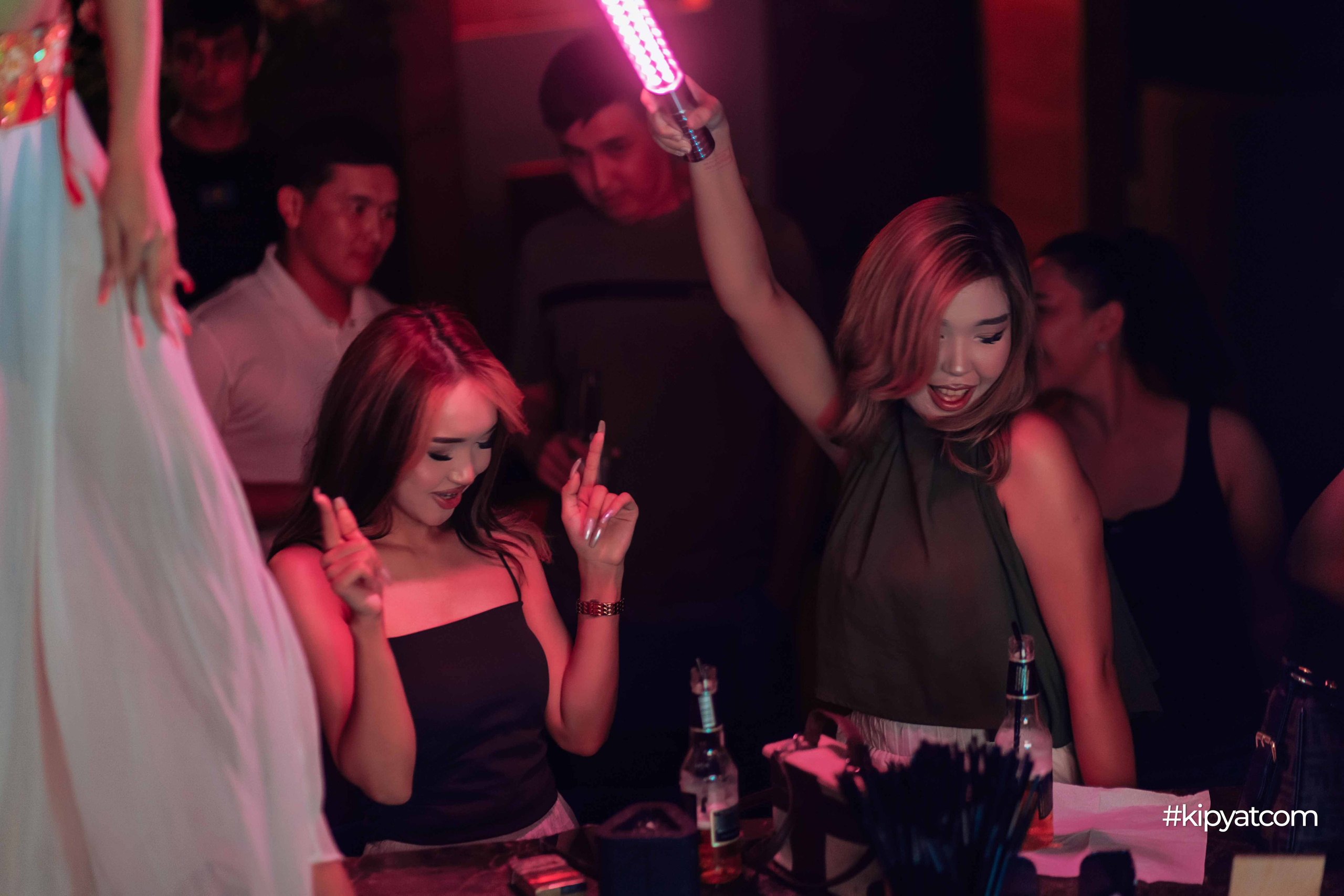 The Queen Prive. Кипятком Шымкент