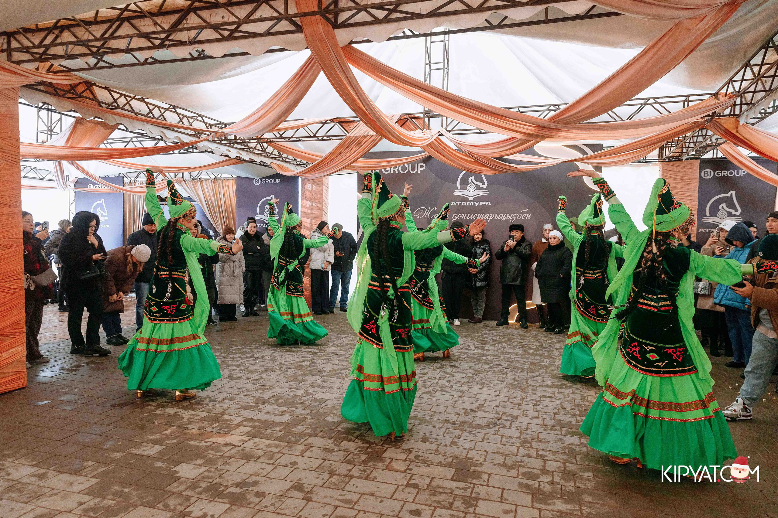 Открытие бигвилля Атамура