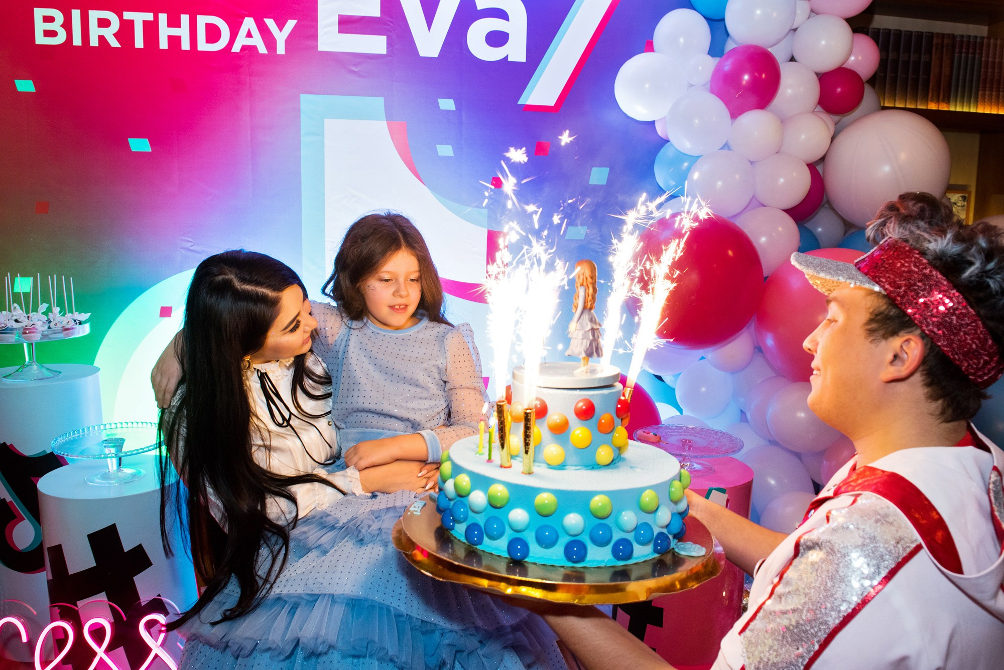 Детский праздник. Anzhina1.wfolio.pro