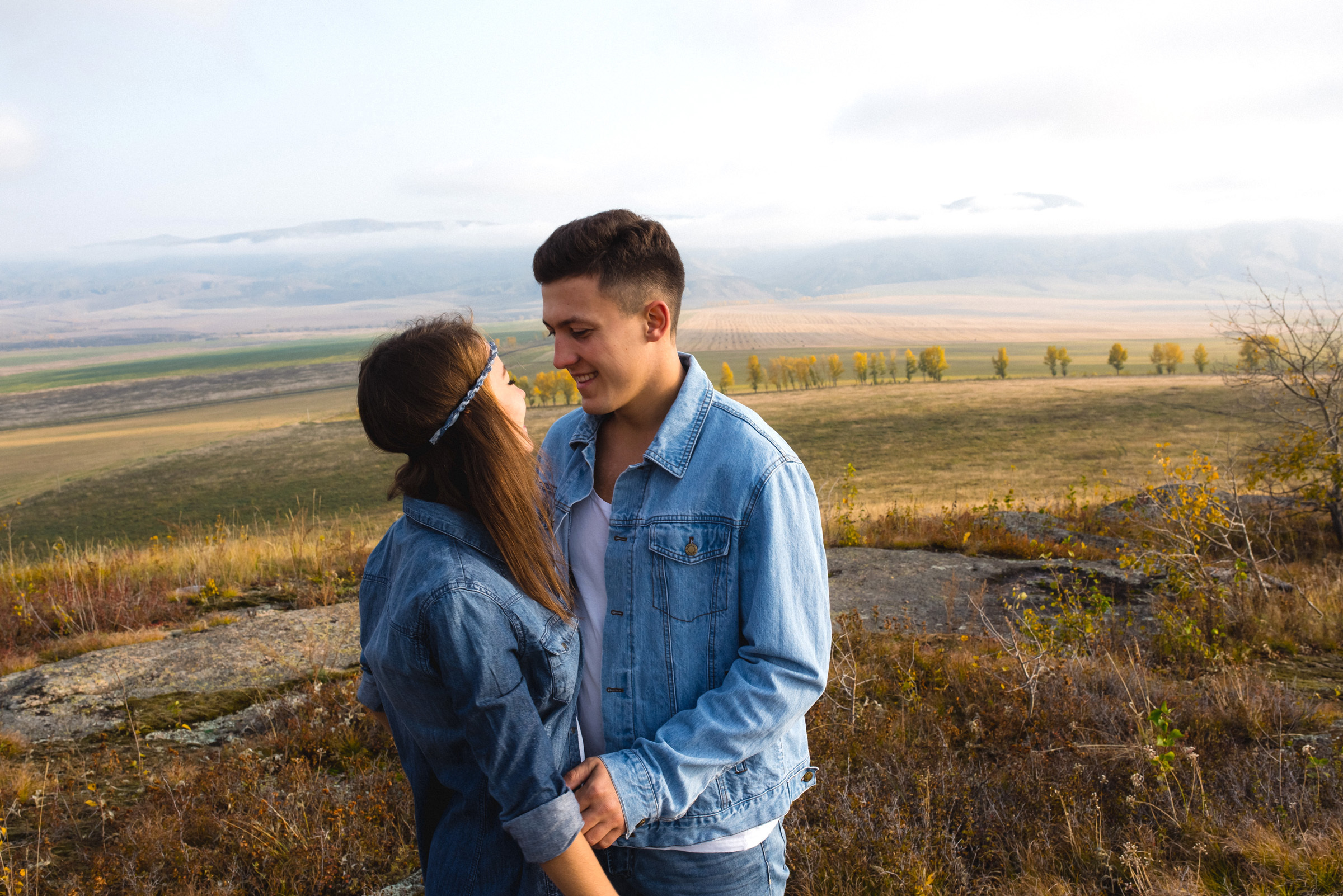 Осенняя фотосессия в Горном Алтае. Сергей Богомолов. Свадебный и семейный фотограф