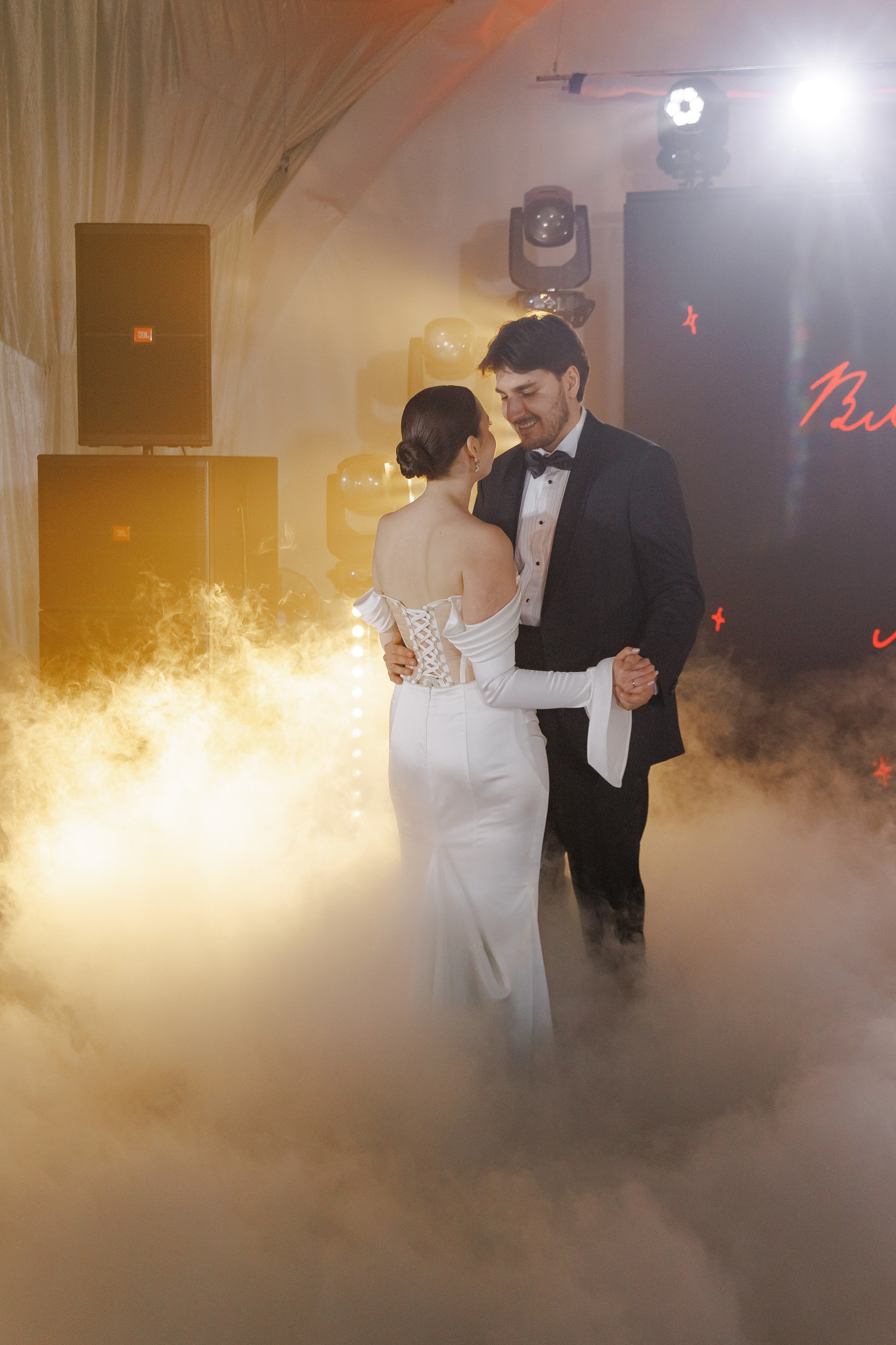 Свадьба в Ярославле — серия парк отель Мазай, выездная регистрация, кавер группа | Портфолио. Свадебный фотограф в Москве, Ярославле Виталий Квант