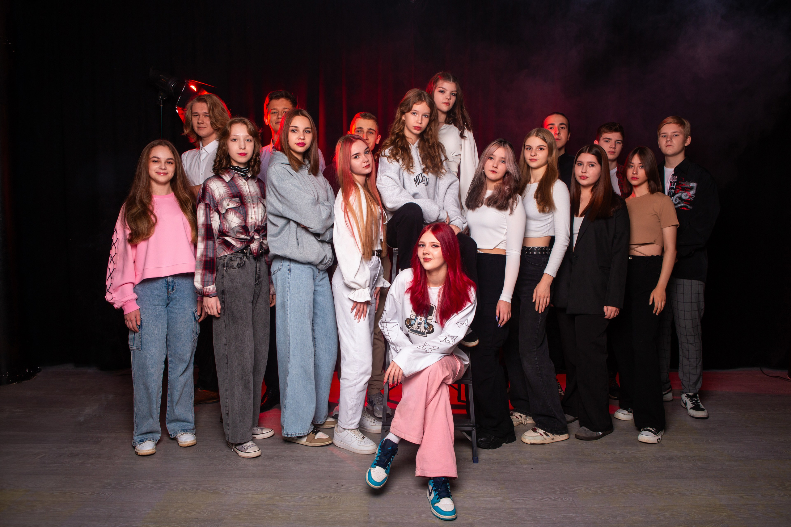 ФОТОСЕССИЯ С ЦВЕТНЫМ СВЕТОМ. ТВОЙ АЛЬБОМ / ТВОИ ПРАВИЛА