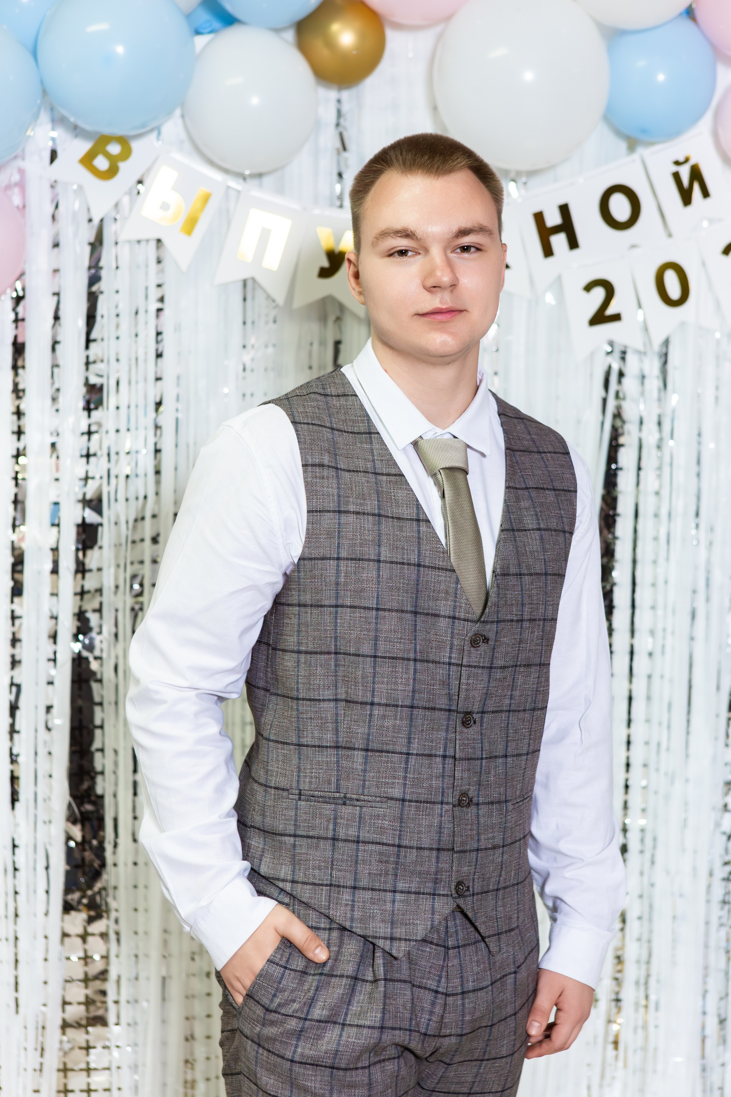 ФОТОСЕССИЯ С РОДИТЕЛЯМИ ВЫПУСКНОЙ 2025 9 ШКОЛА МЦЕНСК. ТВОЙ АЛЬБОМ / ТВОИ ПРАВИЛА